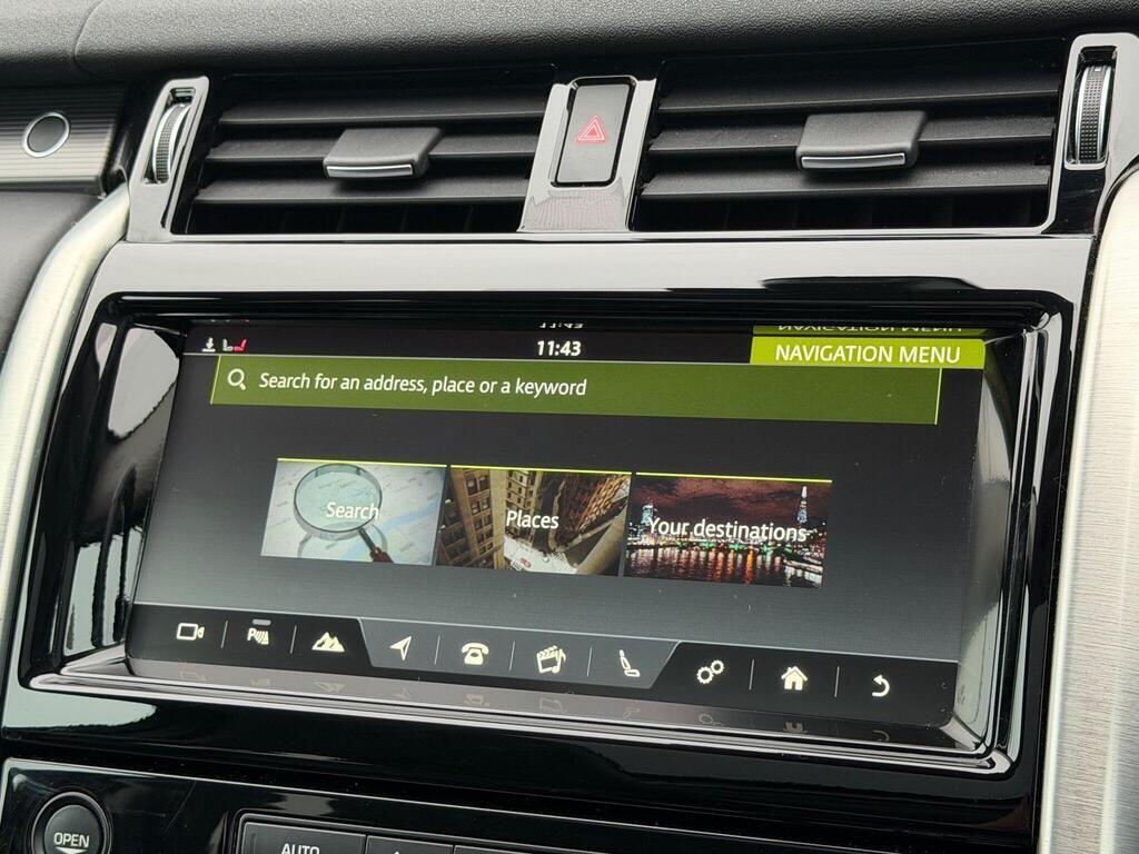 Land Rover Discovery view 43