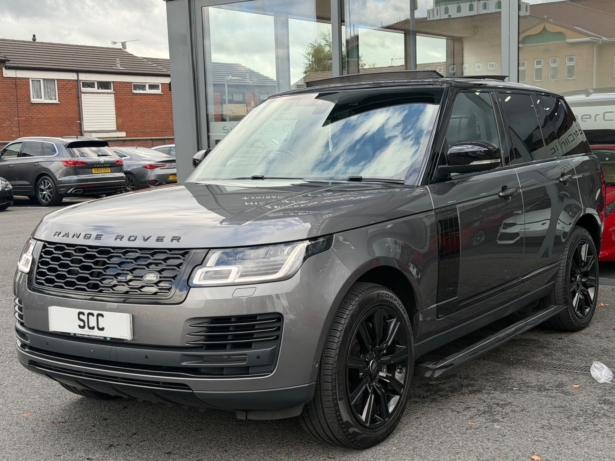Land Rover Range Rover view 7