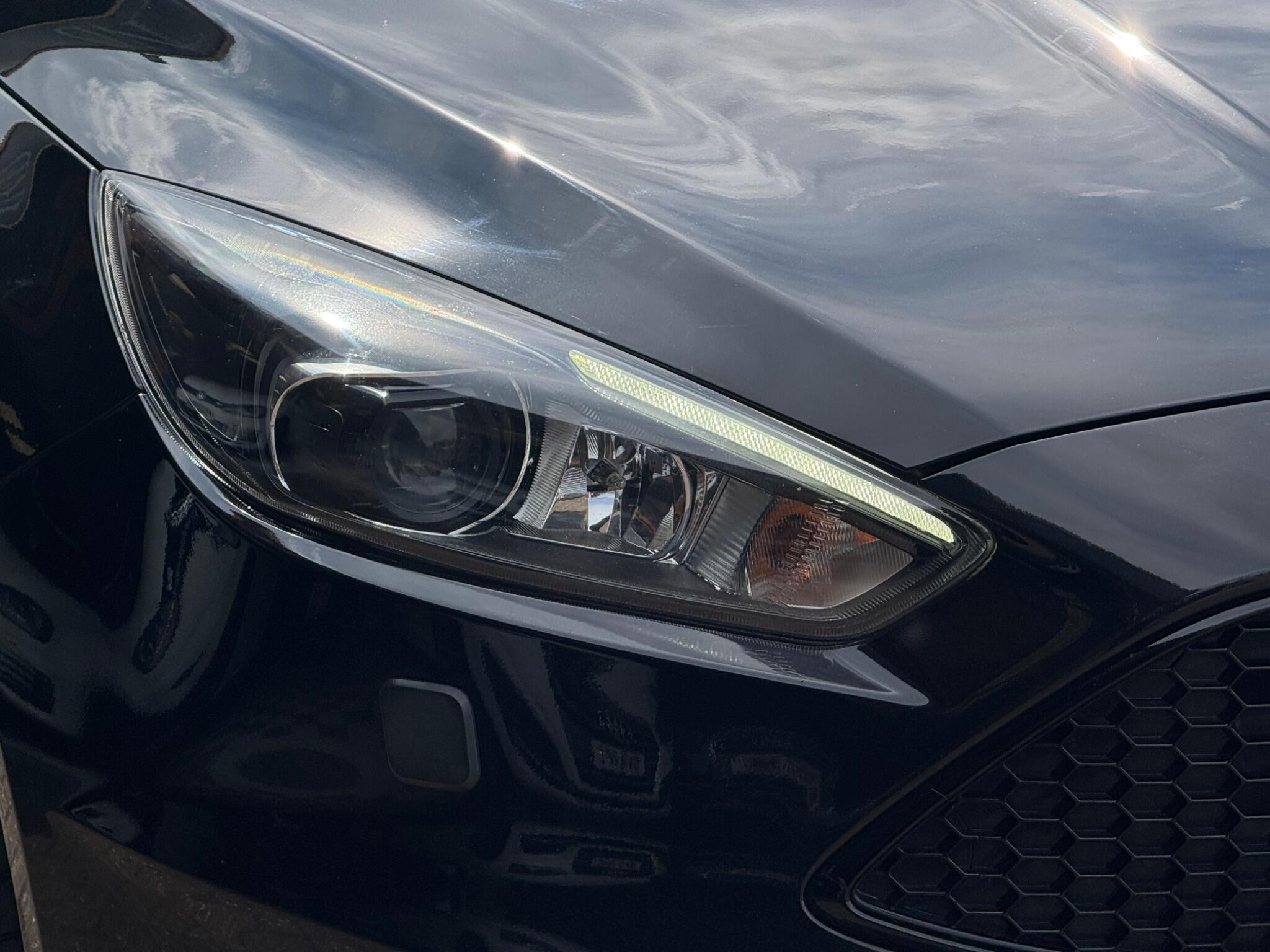 Ford Focus view 32