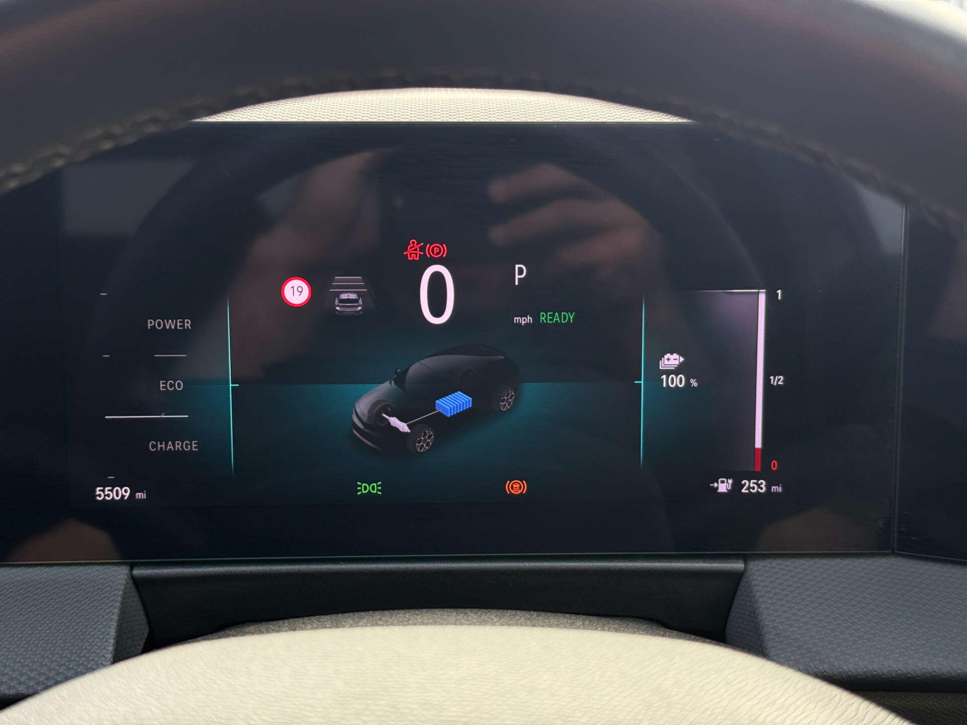 Vauxhall Astra Electric view 53