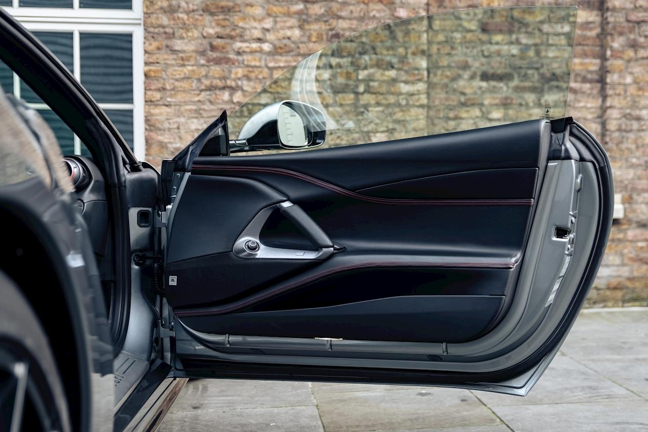 Ferrari 812 Superfast view 16