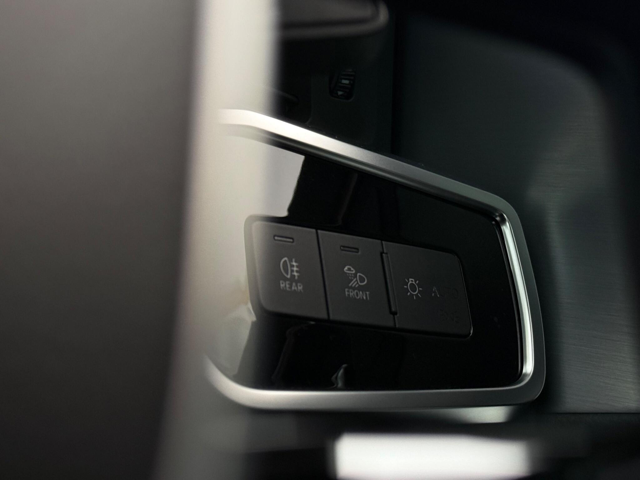 Audi A6 view 20