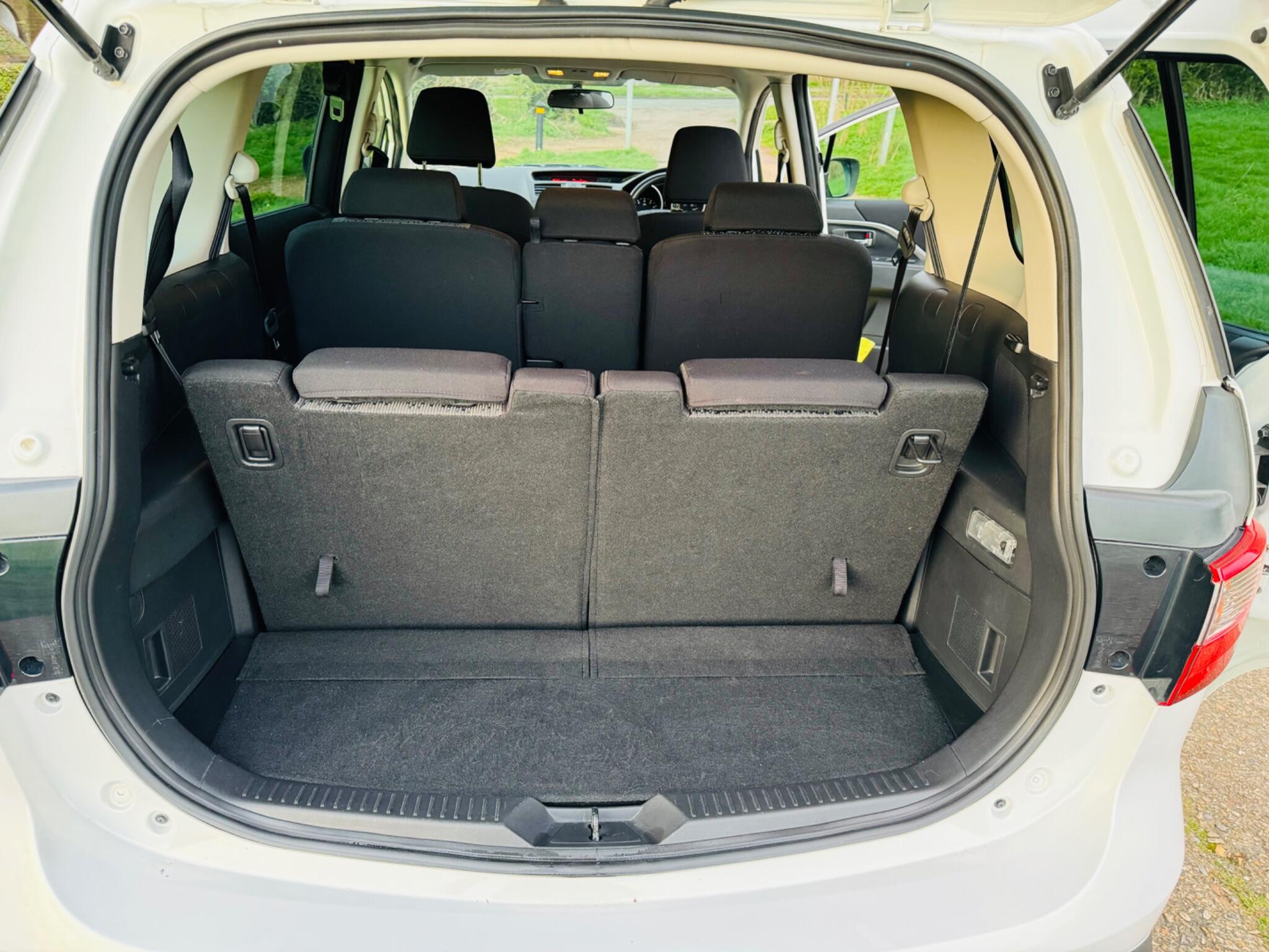 2012 Mazda Mazda5 image 17
