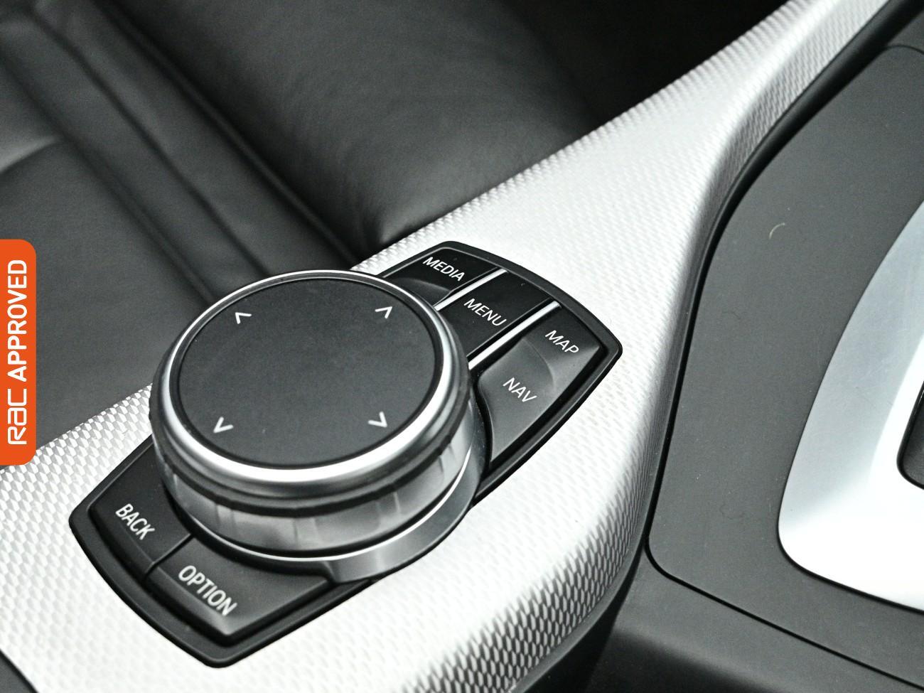 BMW 2 Series view 17