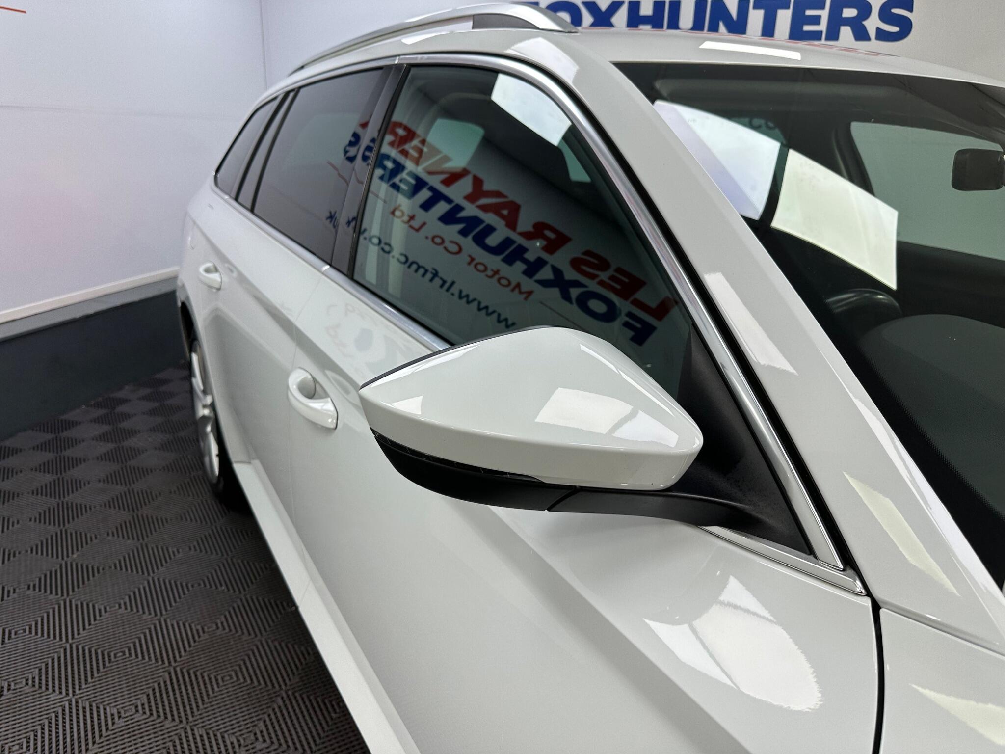 Skoda Superb view 17