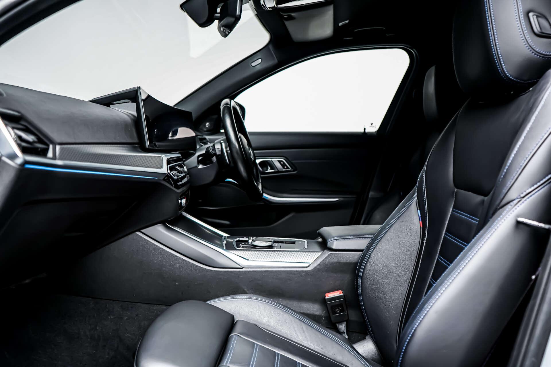 BMW 3 Series view 7