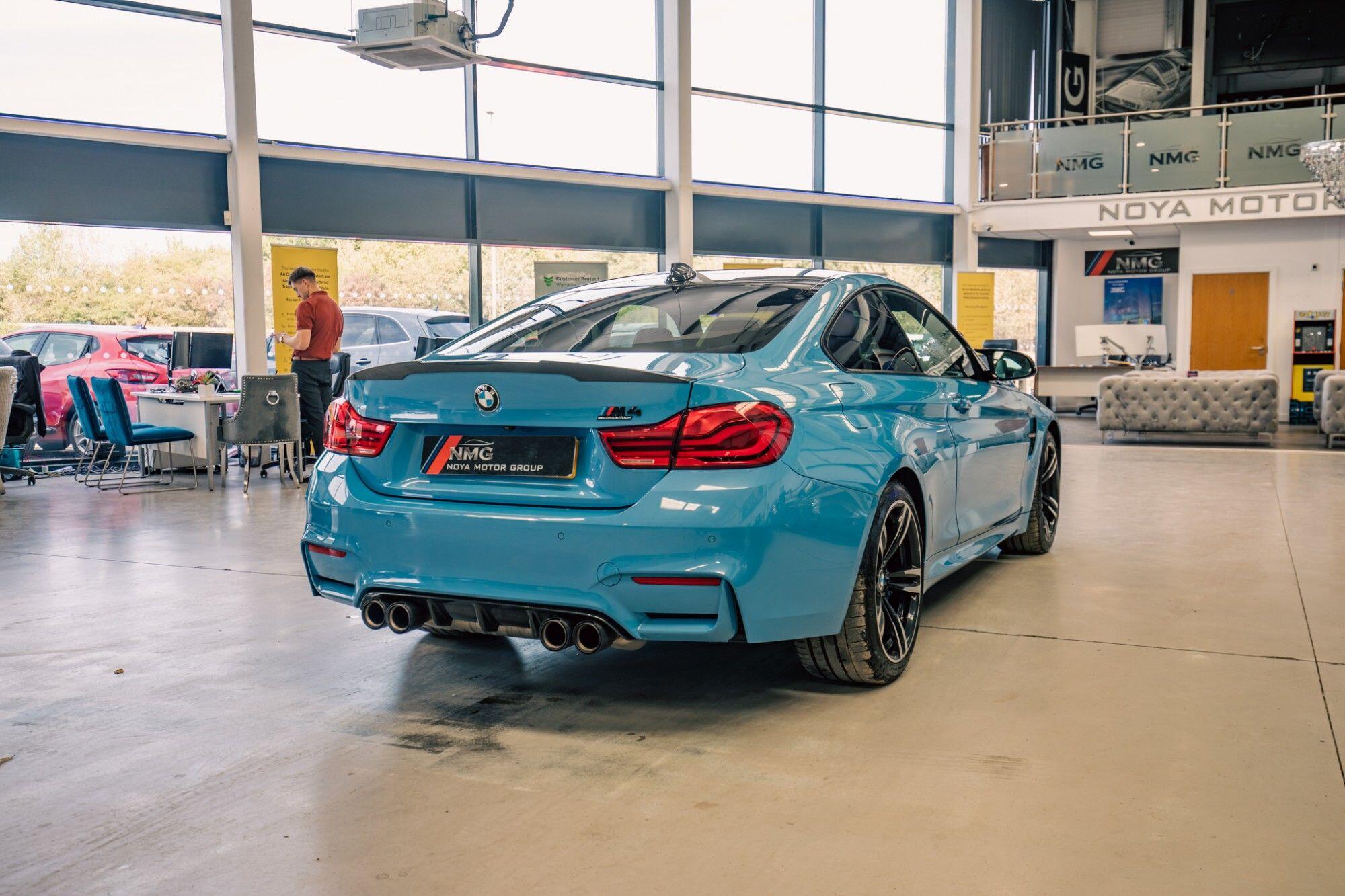 BMW M4 view 26