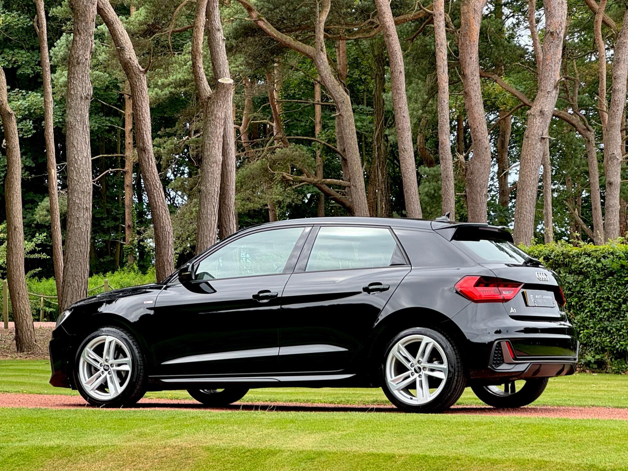Audi A1 view 10