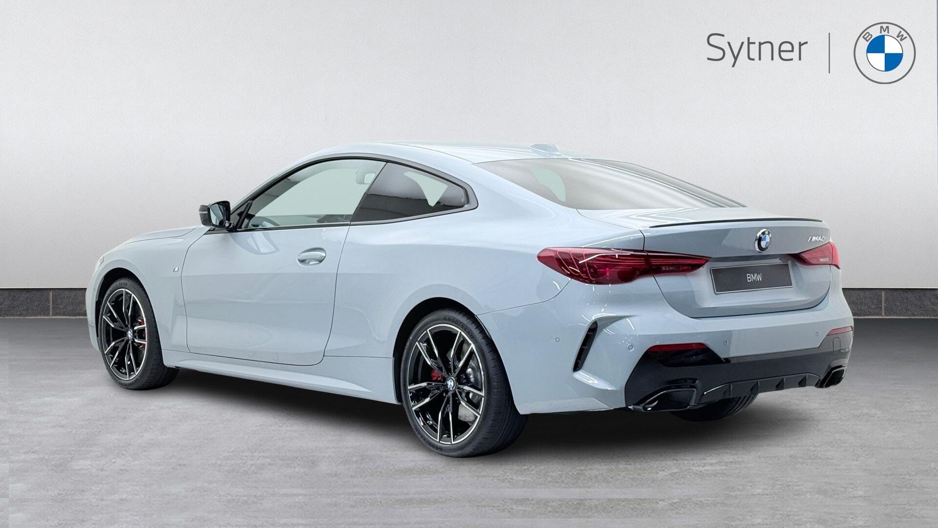 BMW 4 Series view 2