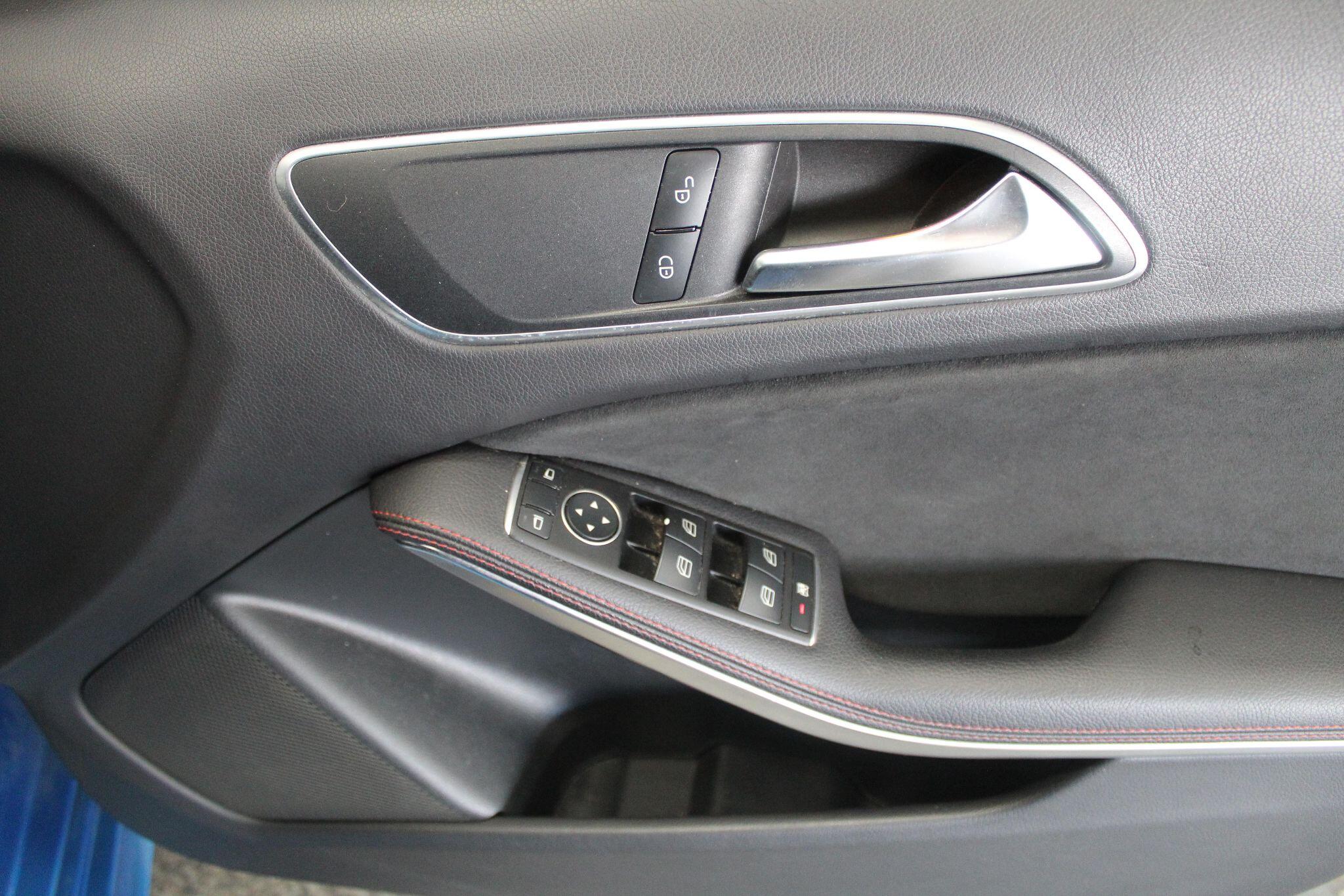 Mercedes-Benz A-Class view 47