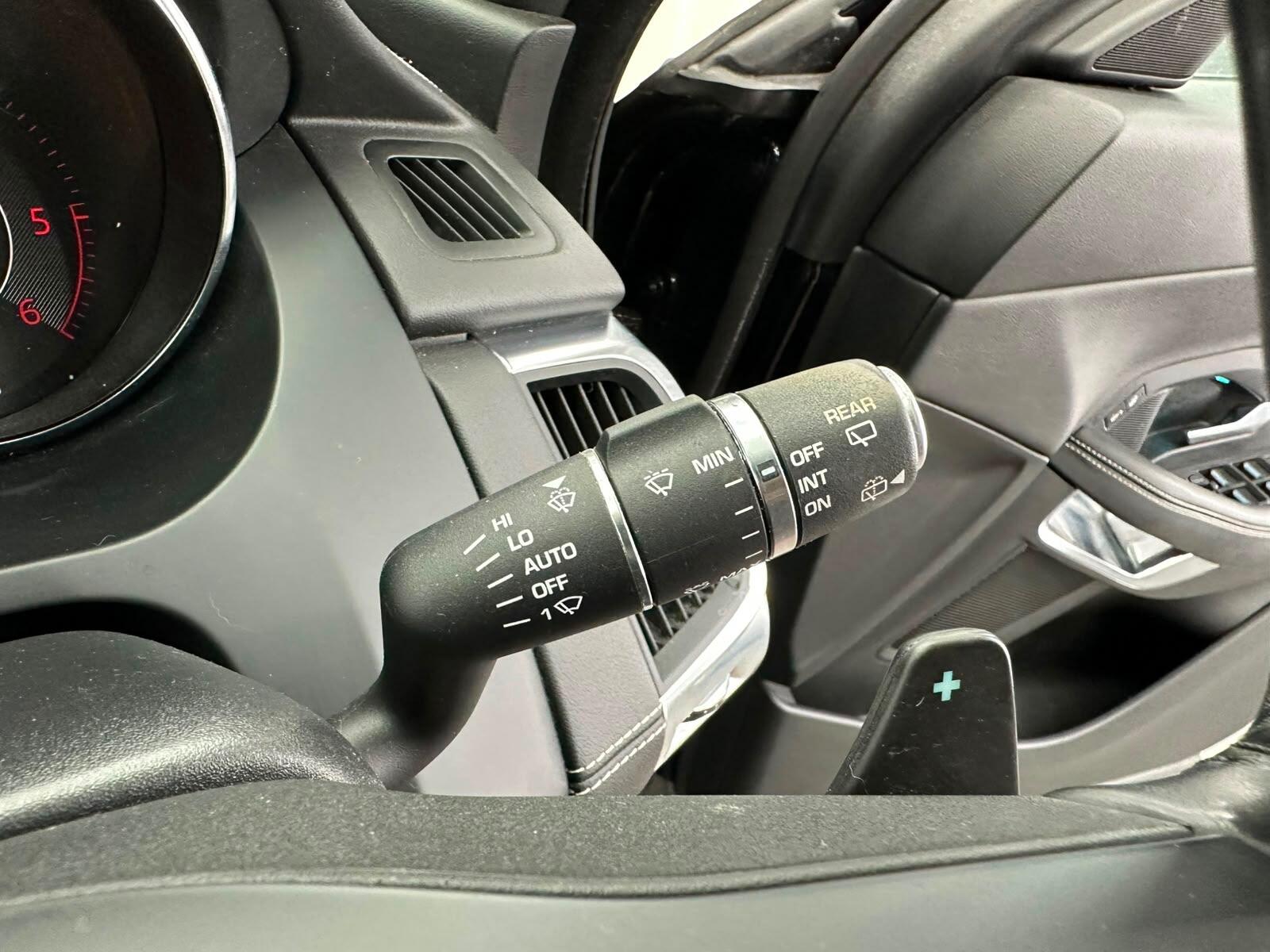 Jaguar E-Pace view 44
