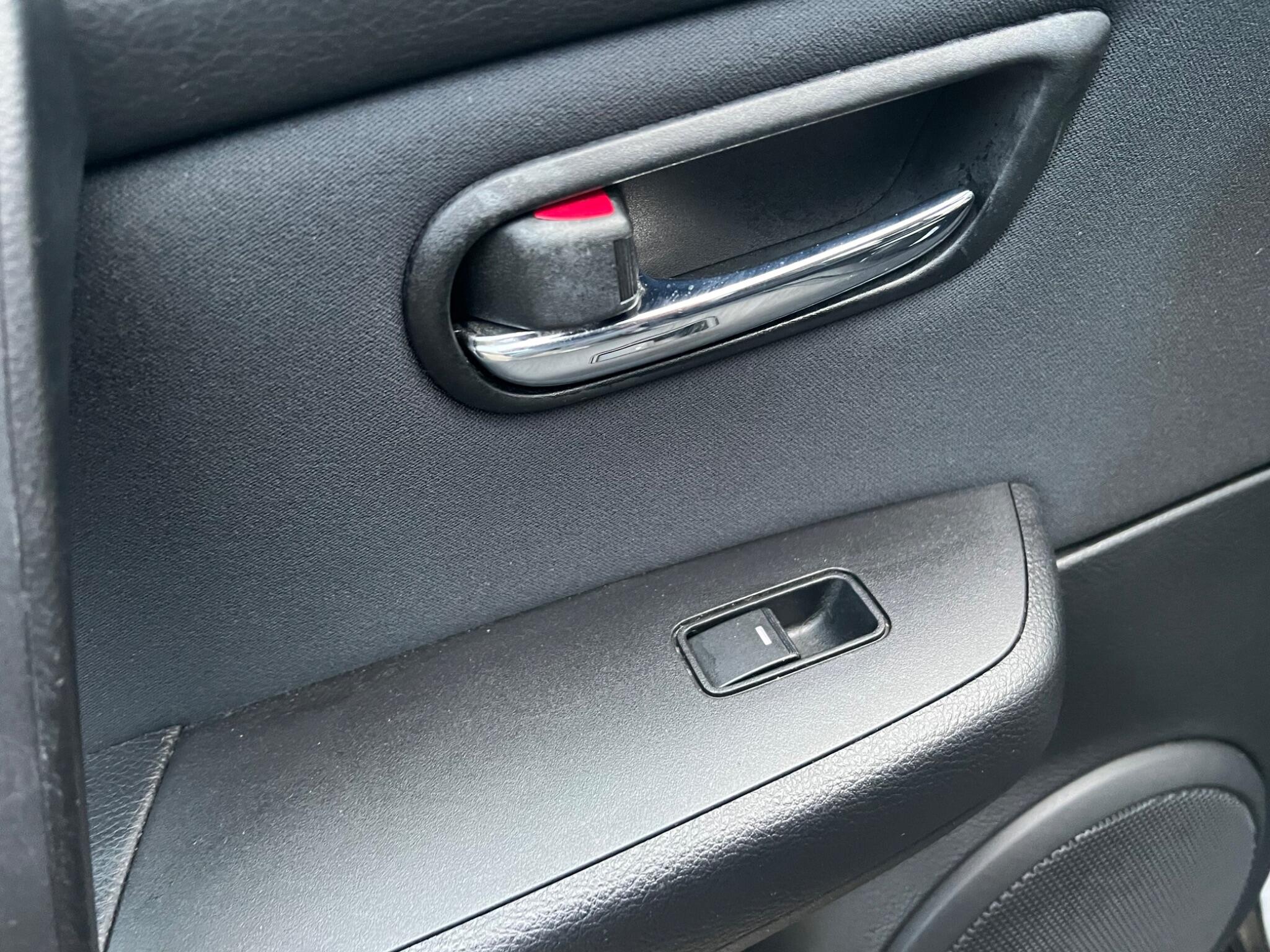 Mazda Mazda6 view 32