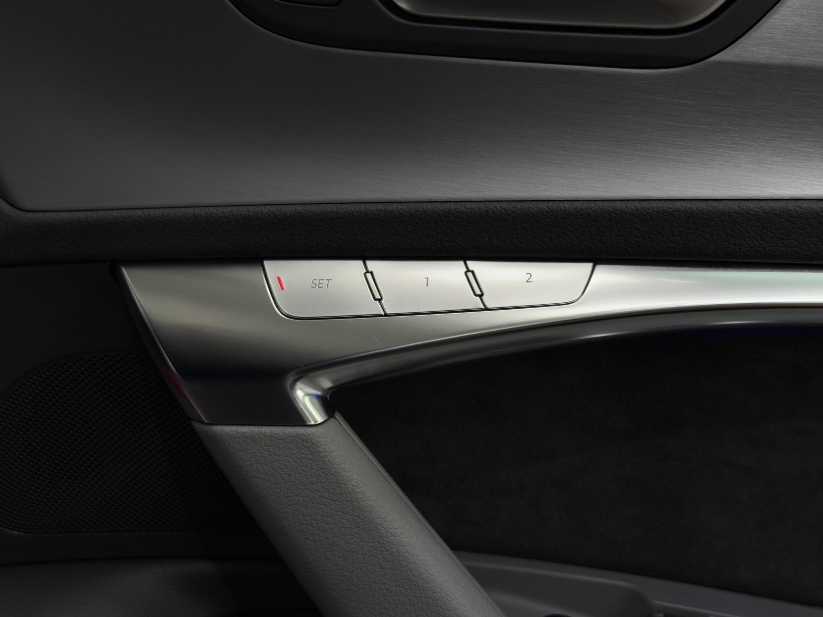 Audi A6 Saloon view 42