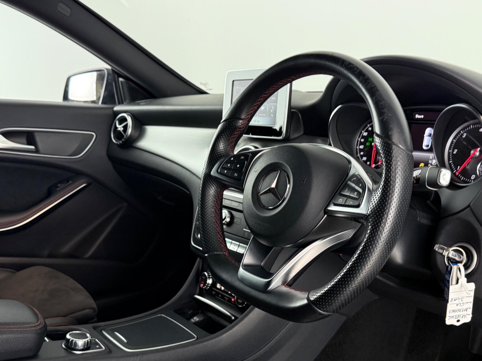 Mercedes-Benz CLA view 3