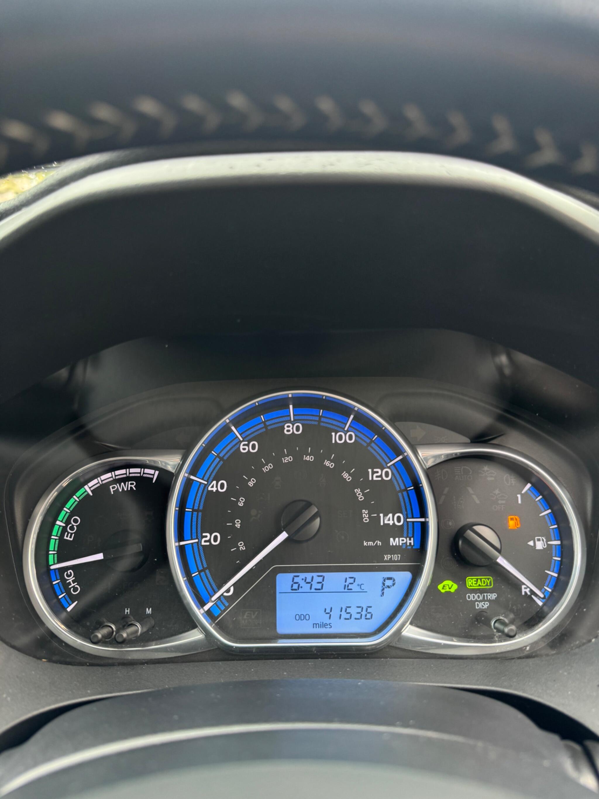 2017 Toyota Yaris 1.5 VVT-h Excel E-CVT Euro 6 (s/s) 5dr (15in Alloy) image 59