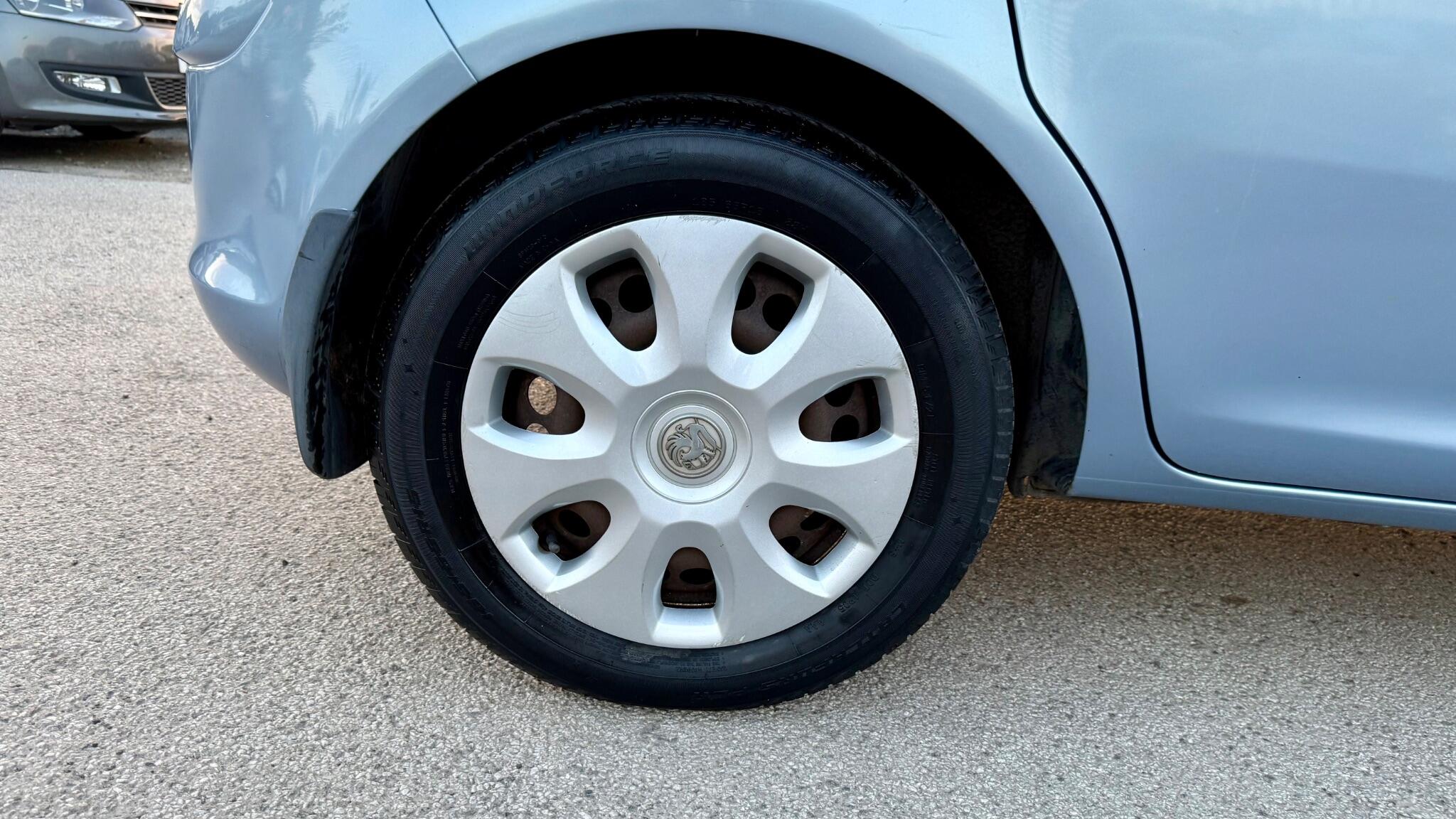 Vauxhall Corsa view 40