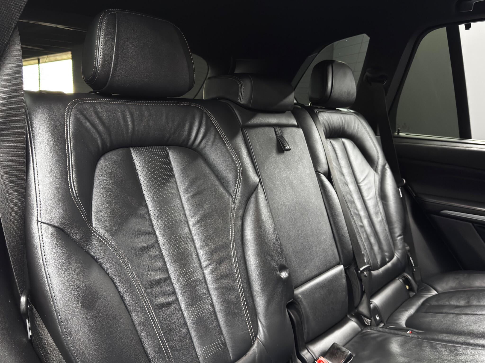 BMW X5 view 15