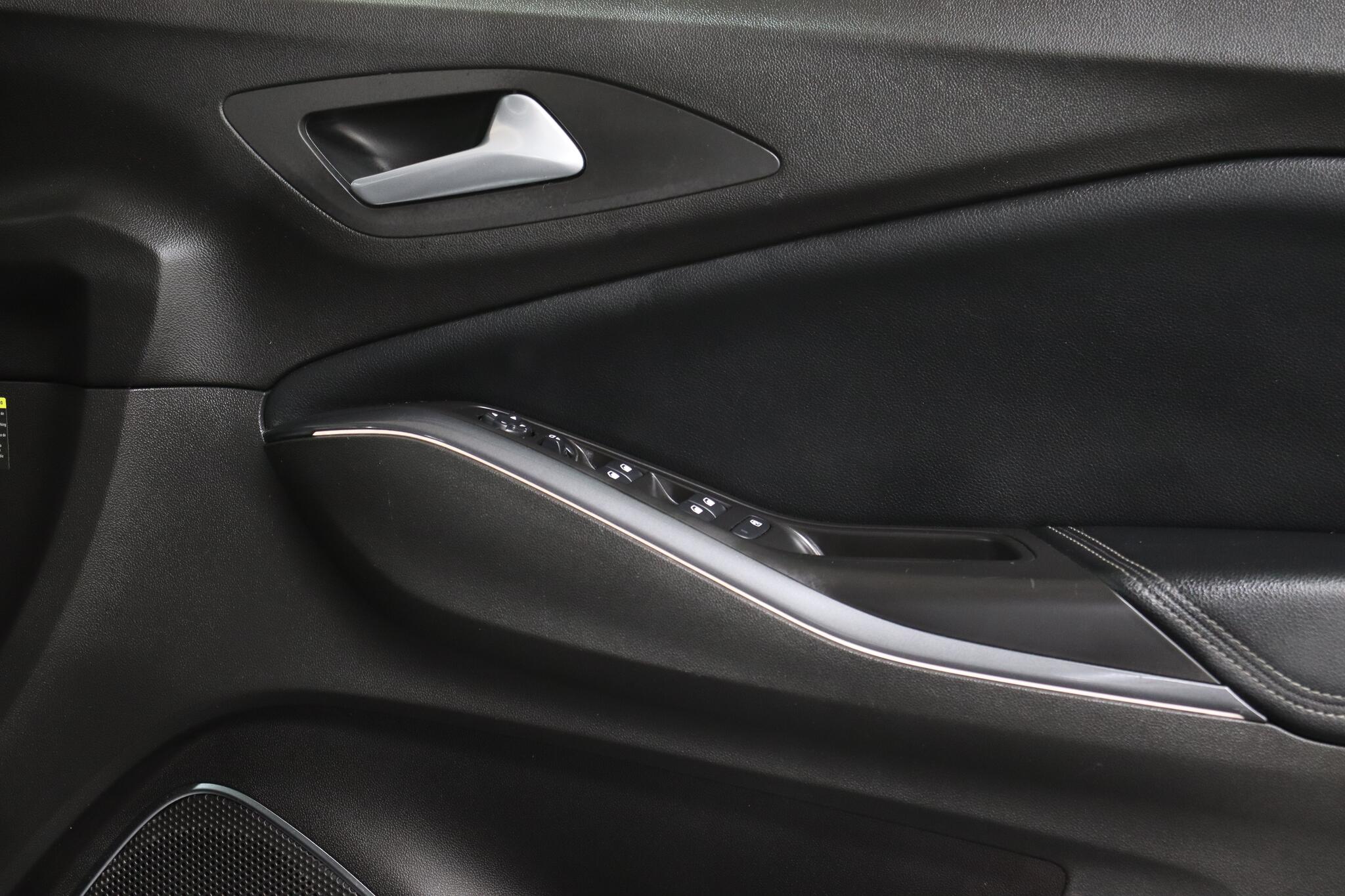 Vauxhall Grandland X view 41