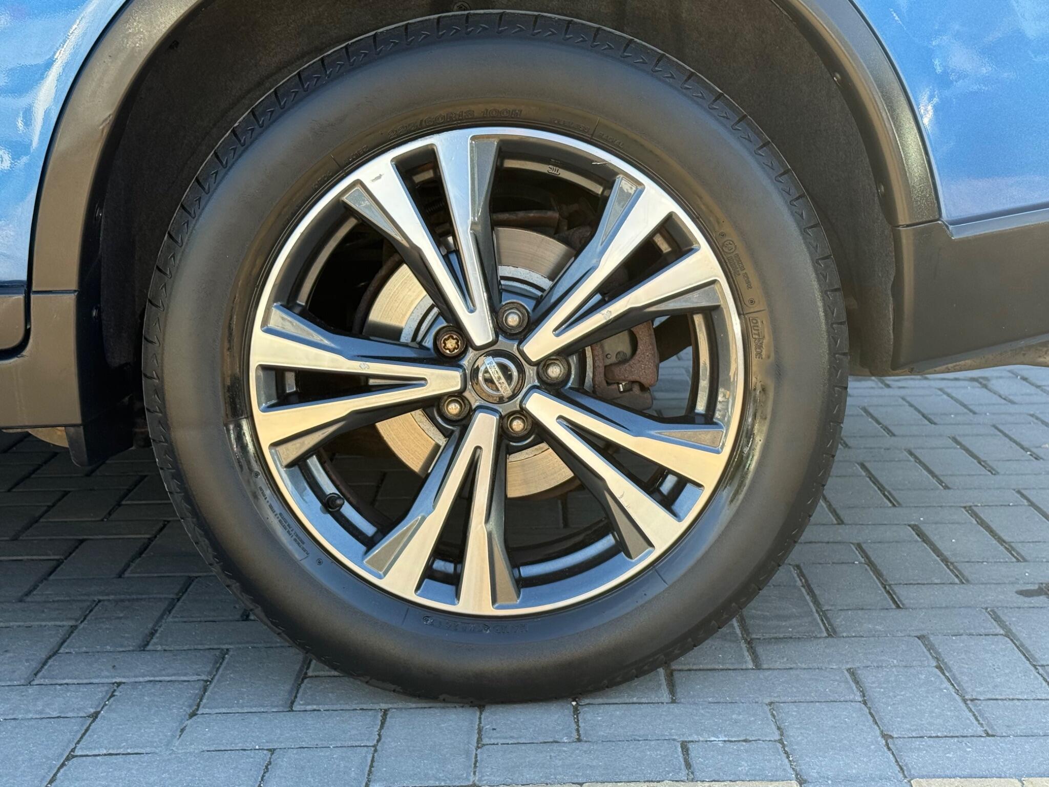 Nissan X-Trail view 15