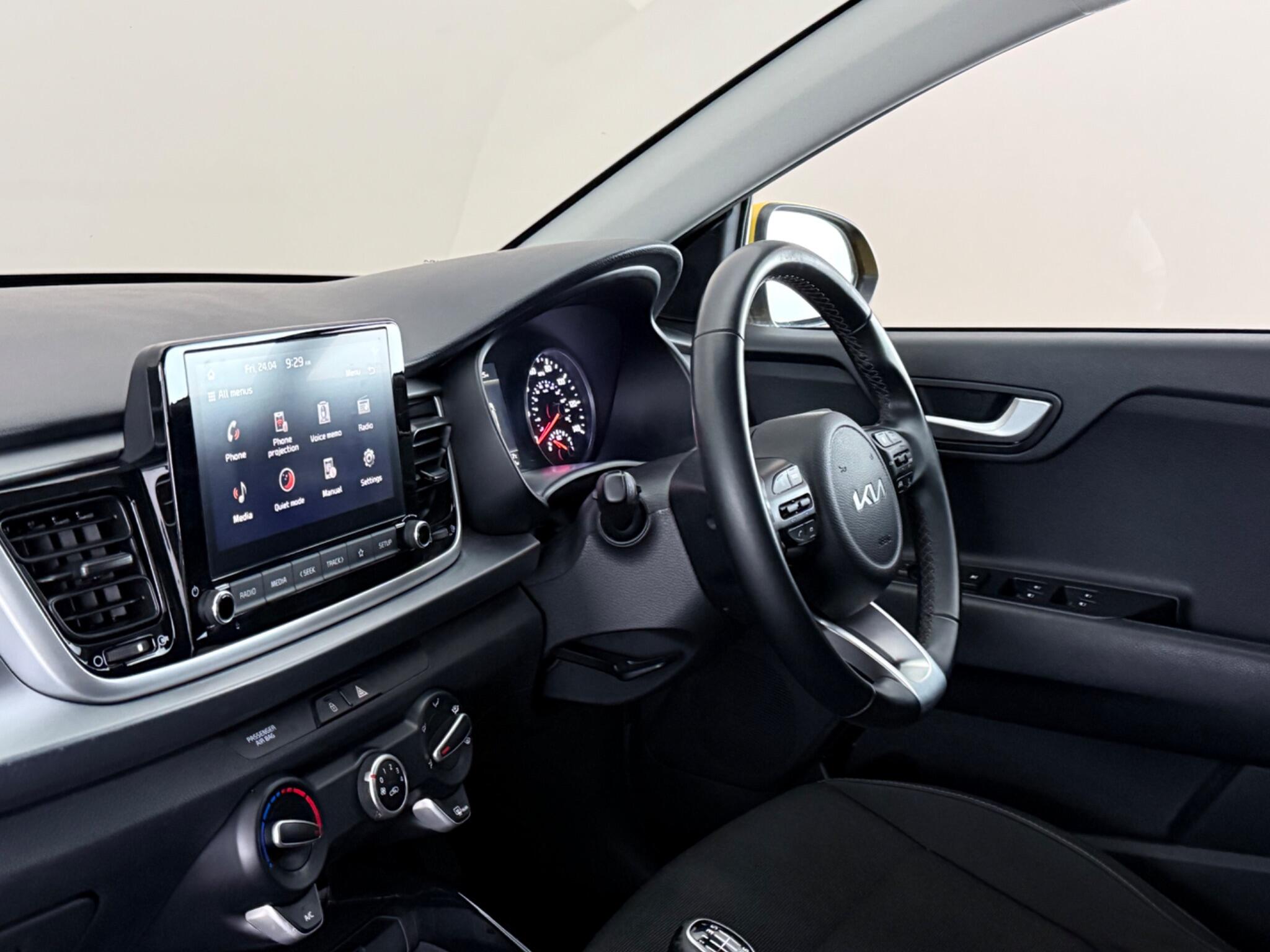 Kia Rio view 16