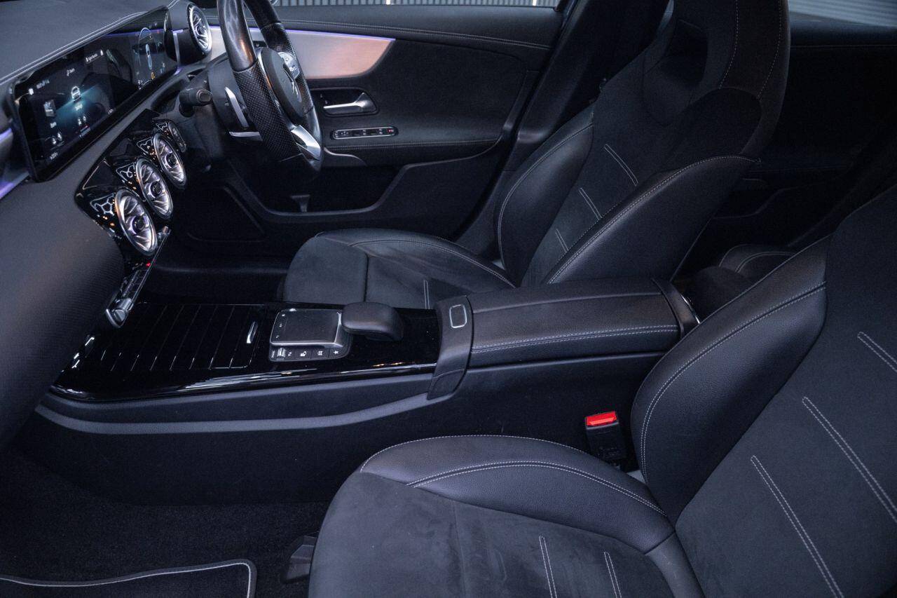Mercedes-Benz A-Class view 29
