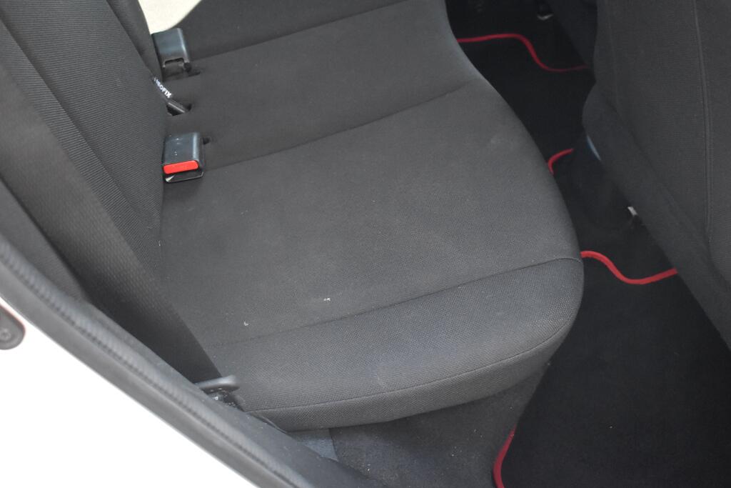 Peugeot 108 view 34