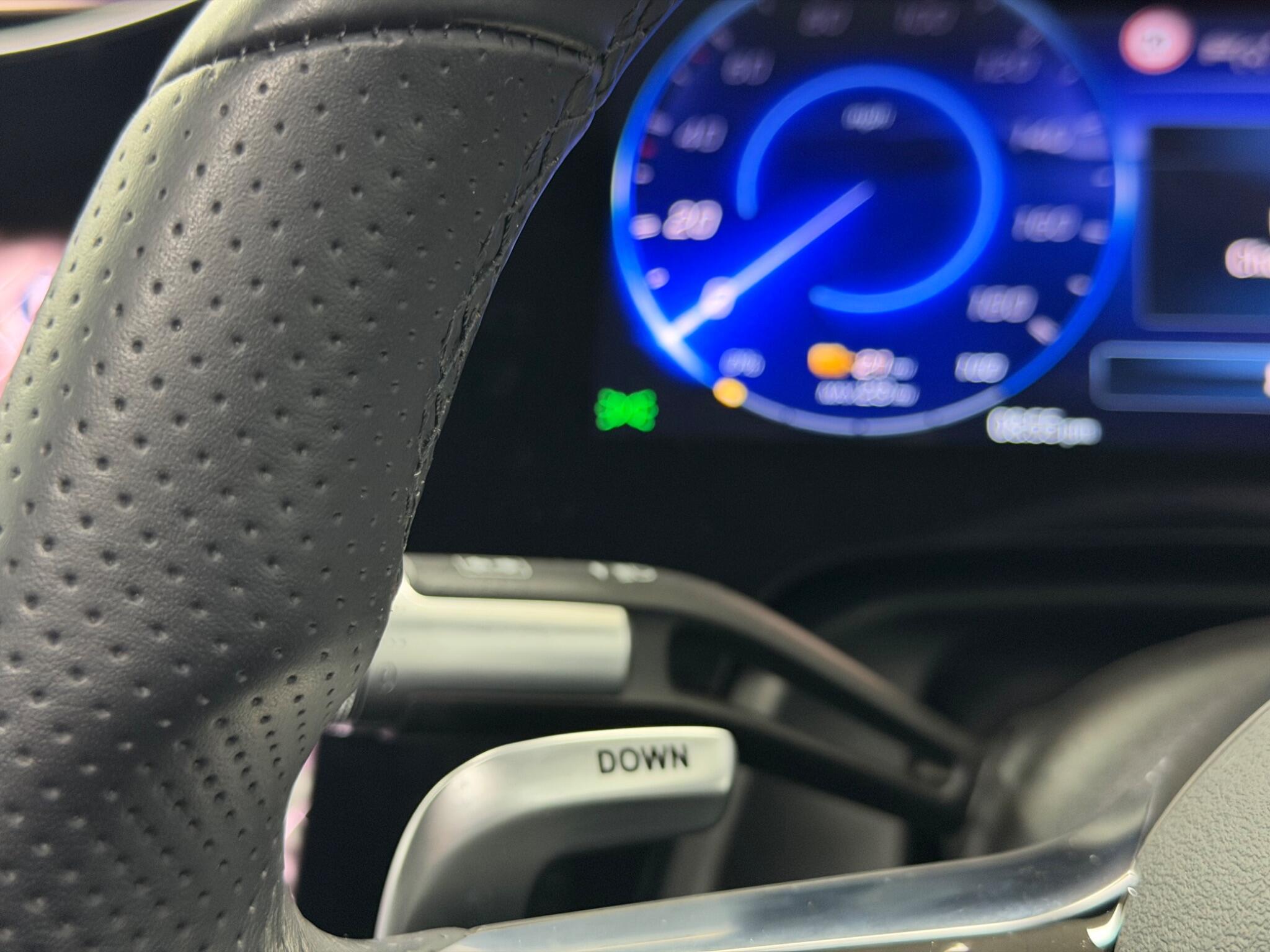 Mercedes-Benz Eqs view 73