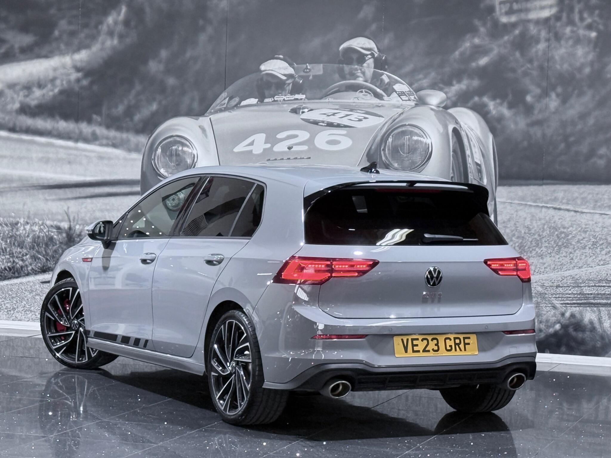 Volkswagen Golf view 19