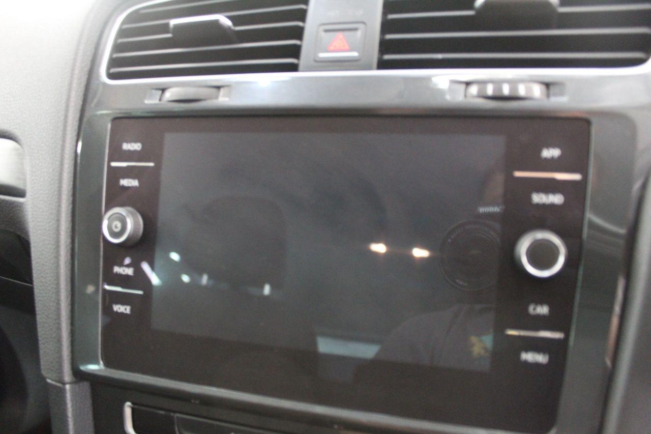 Volkswagen Golf view 40