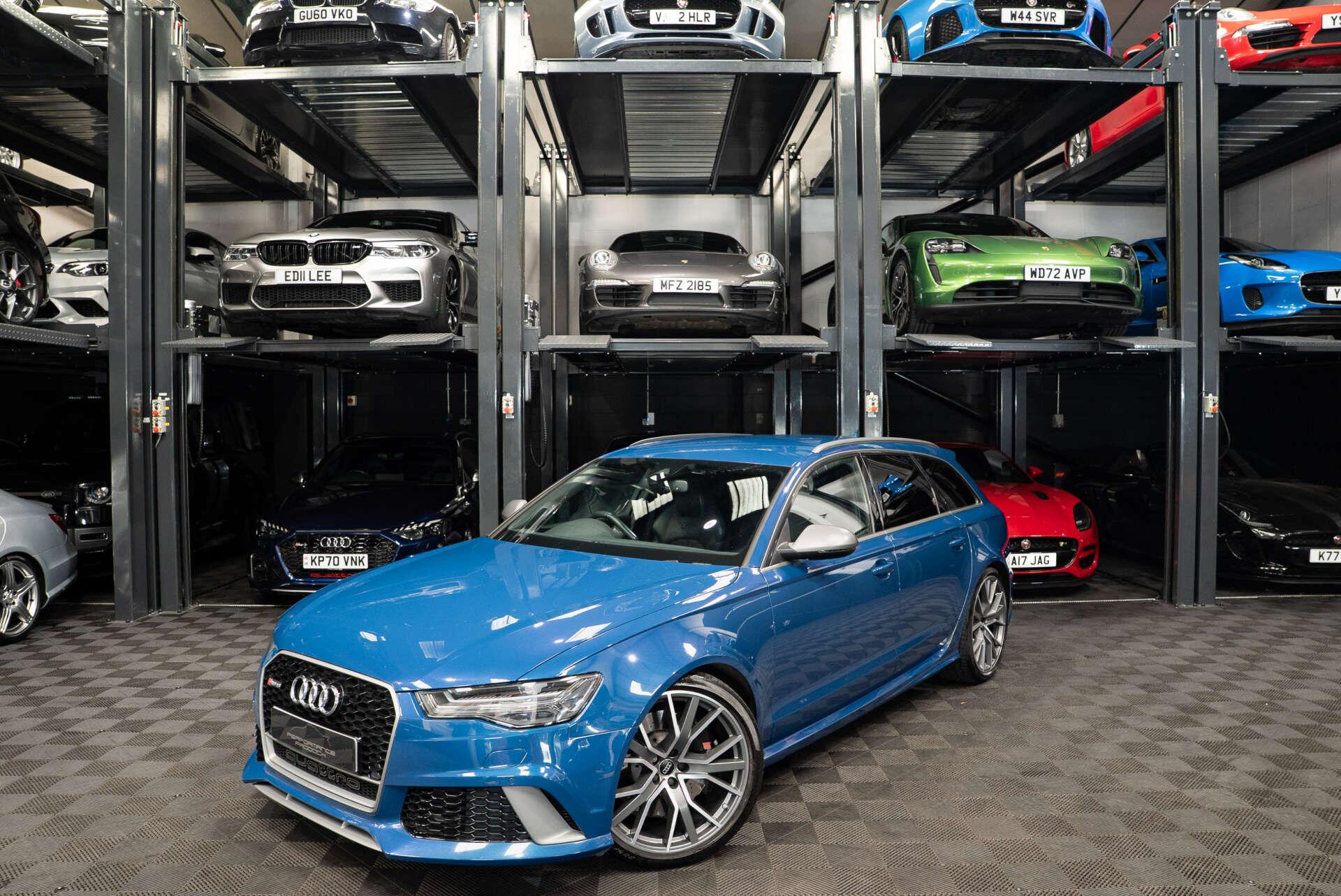 Audi RS6 Avant main image