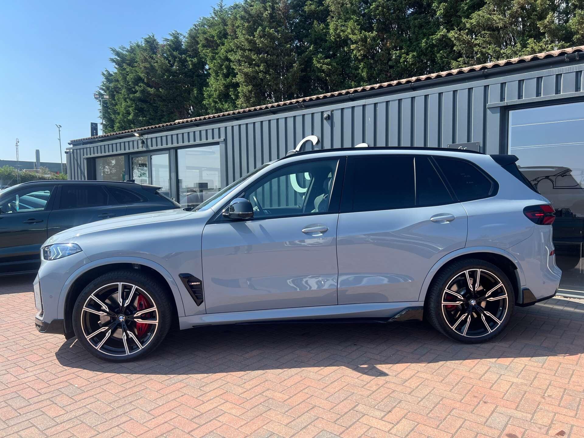 BMW X5 view 15