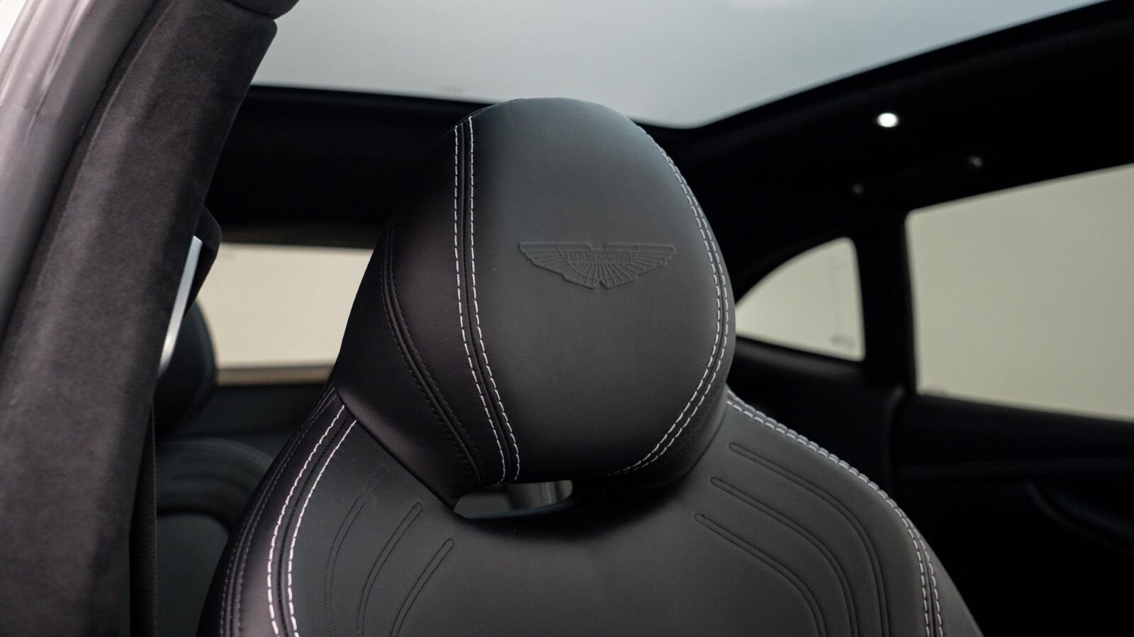 Aston Martin DBX view 24