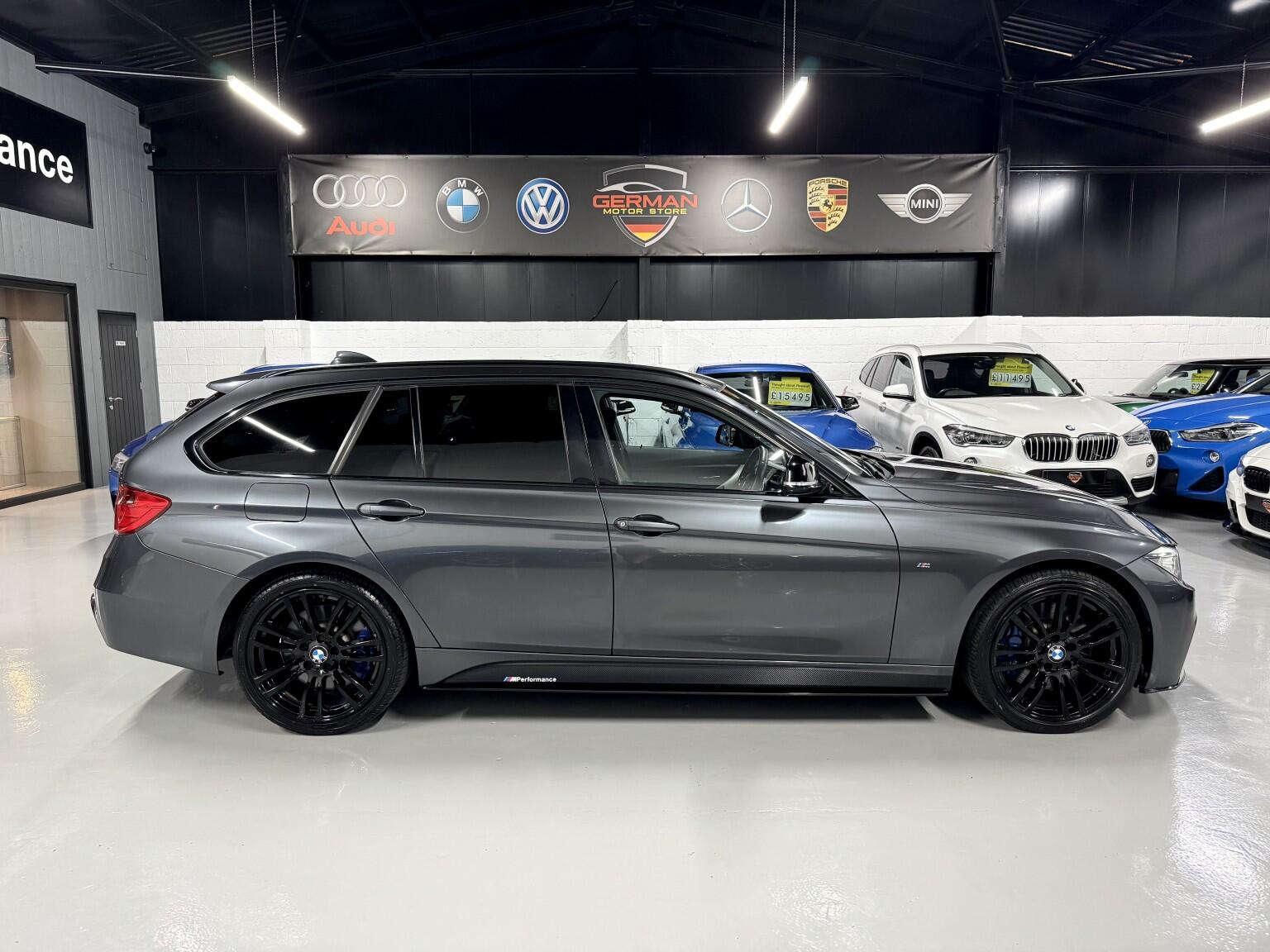 BMW 3 Series view 23