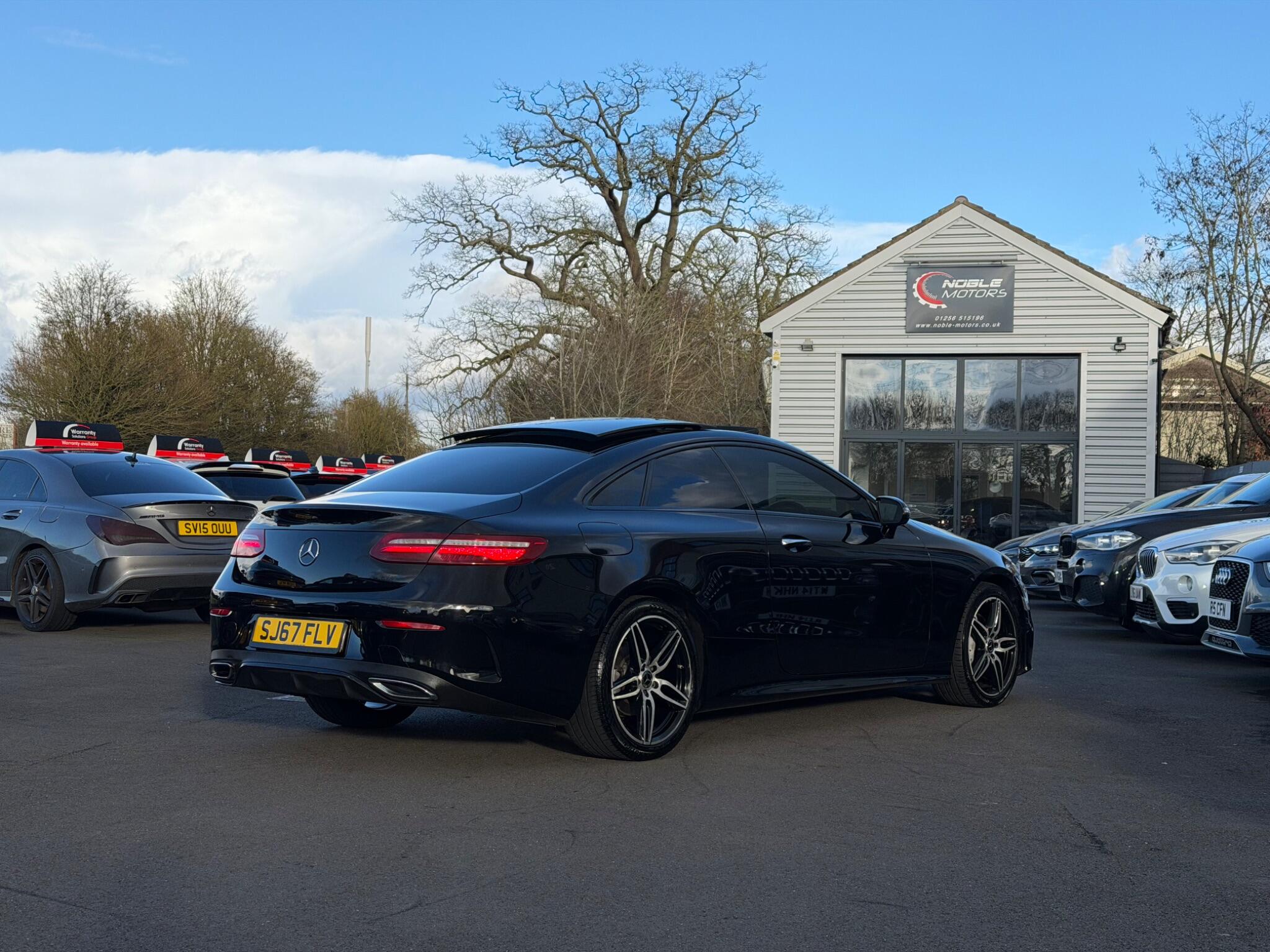 Mercedes-Benz E Class view 5