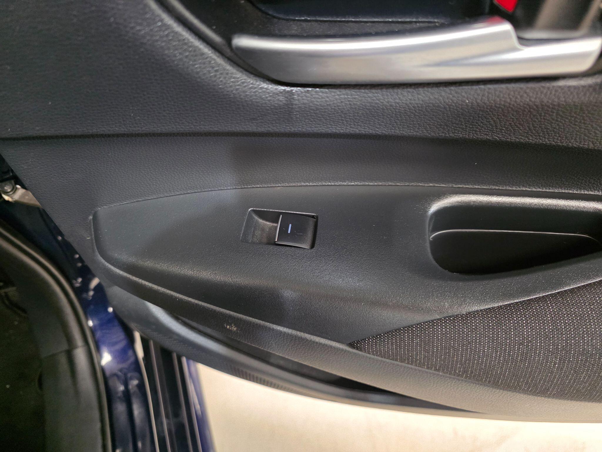 Suzuki Swace view 20