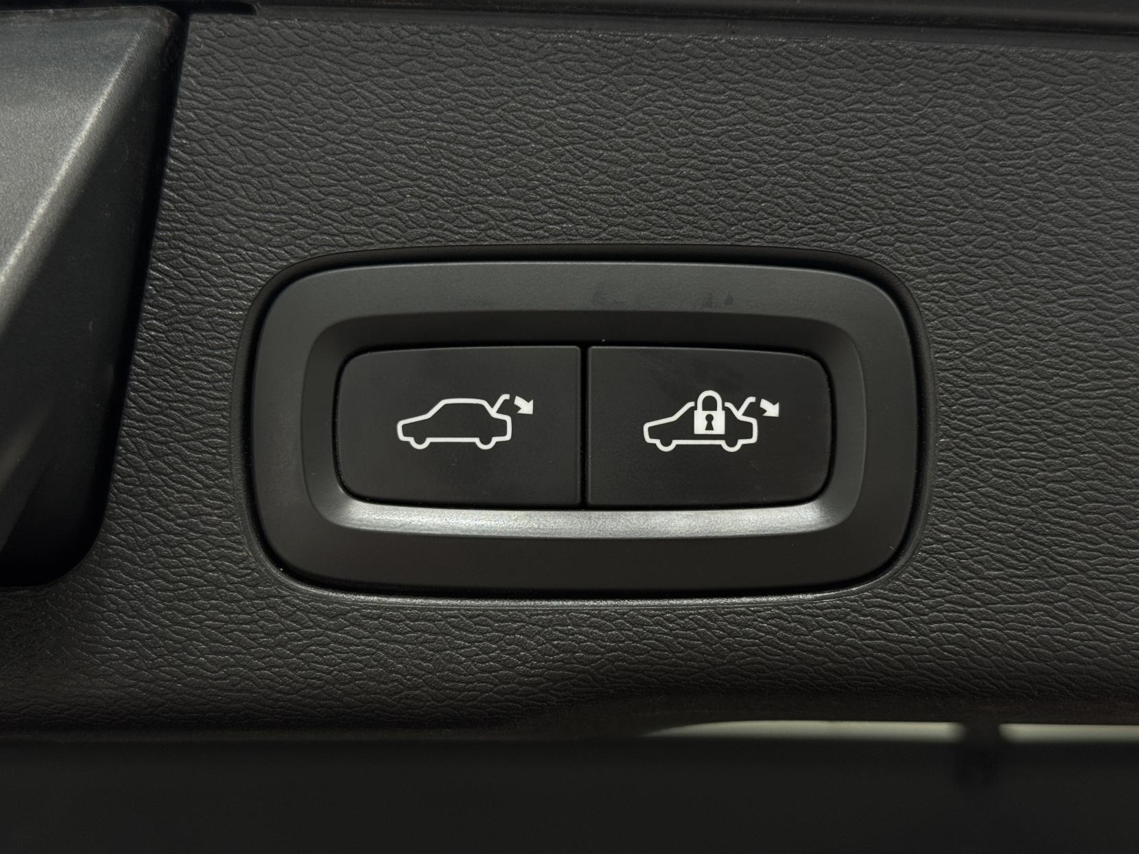Volvo XC60 view 64