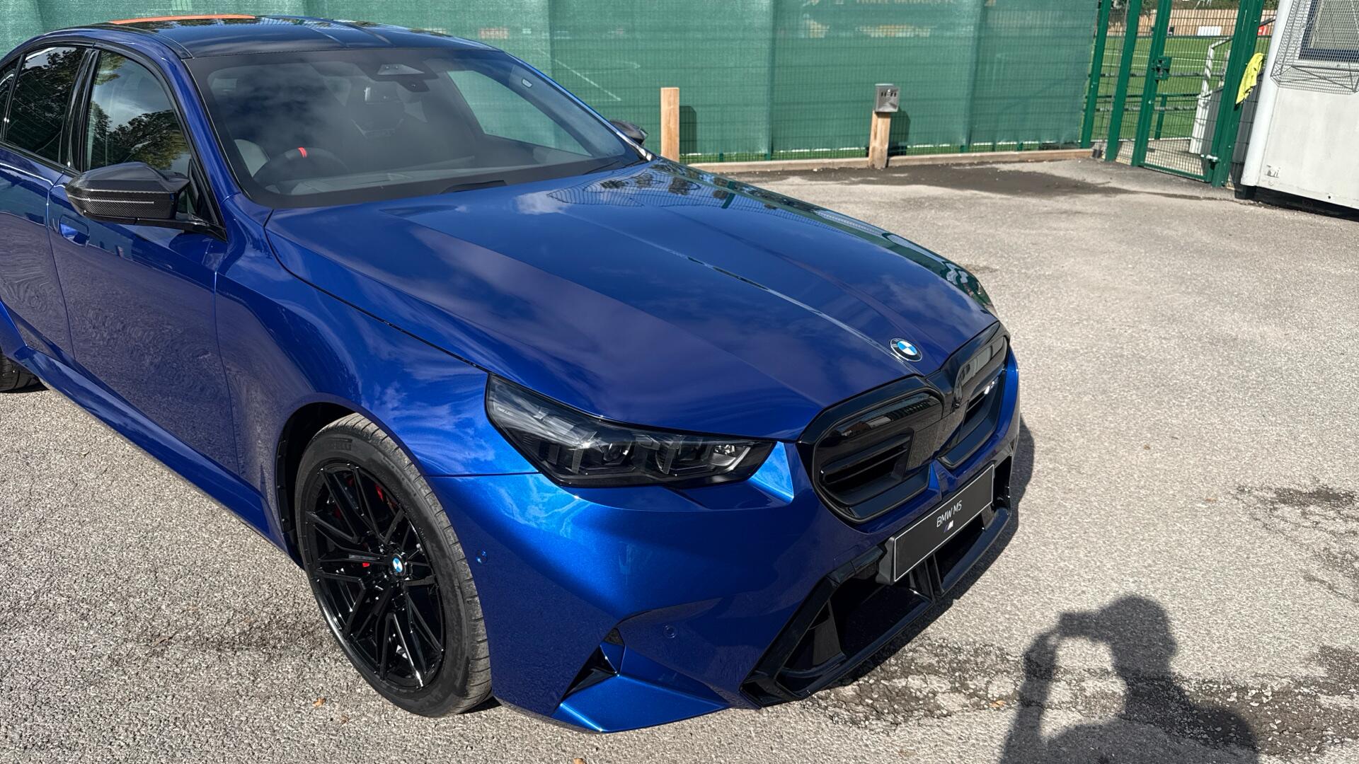 BMW M5 view 25