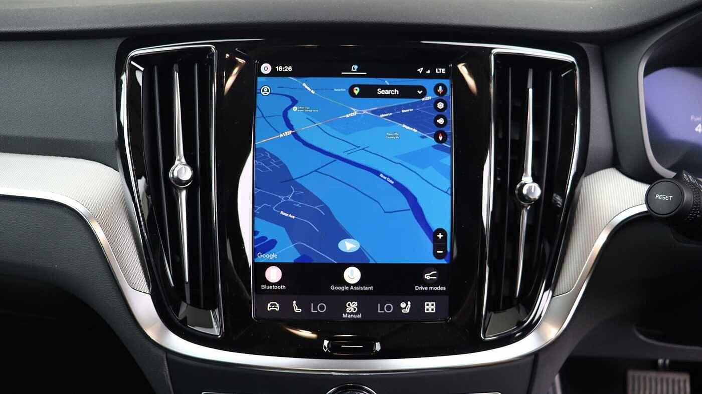 Volvo V60 view 34