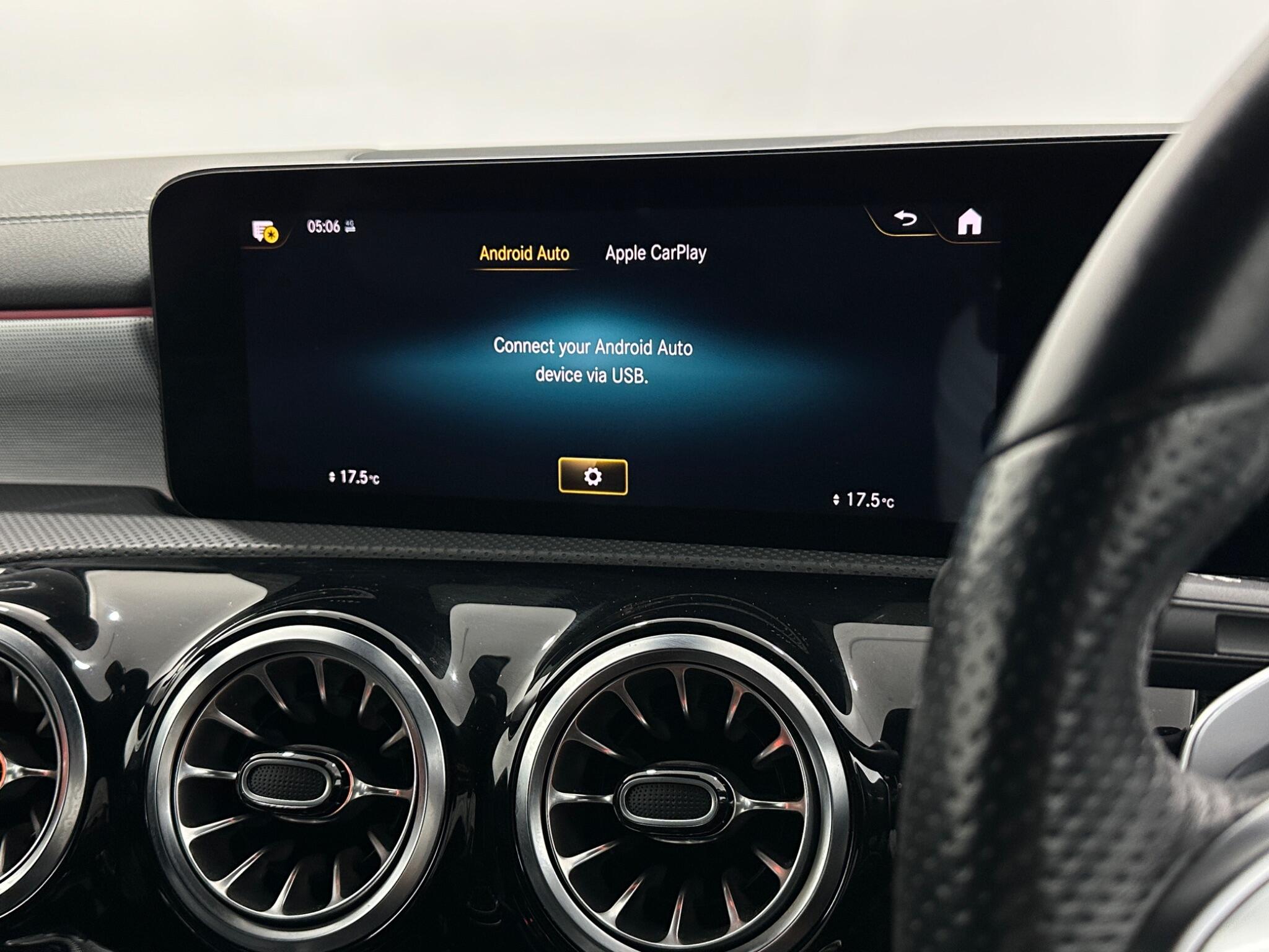 Mercedes-Benz A-Class view 26
