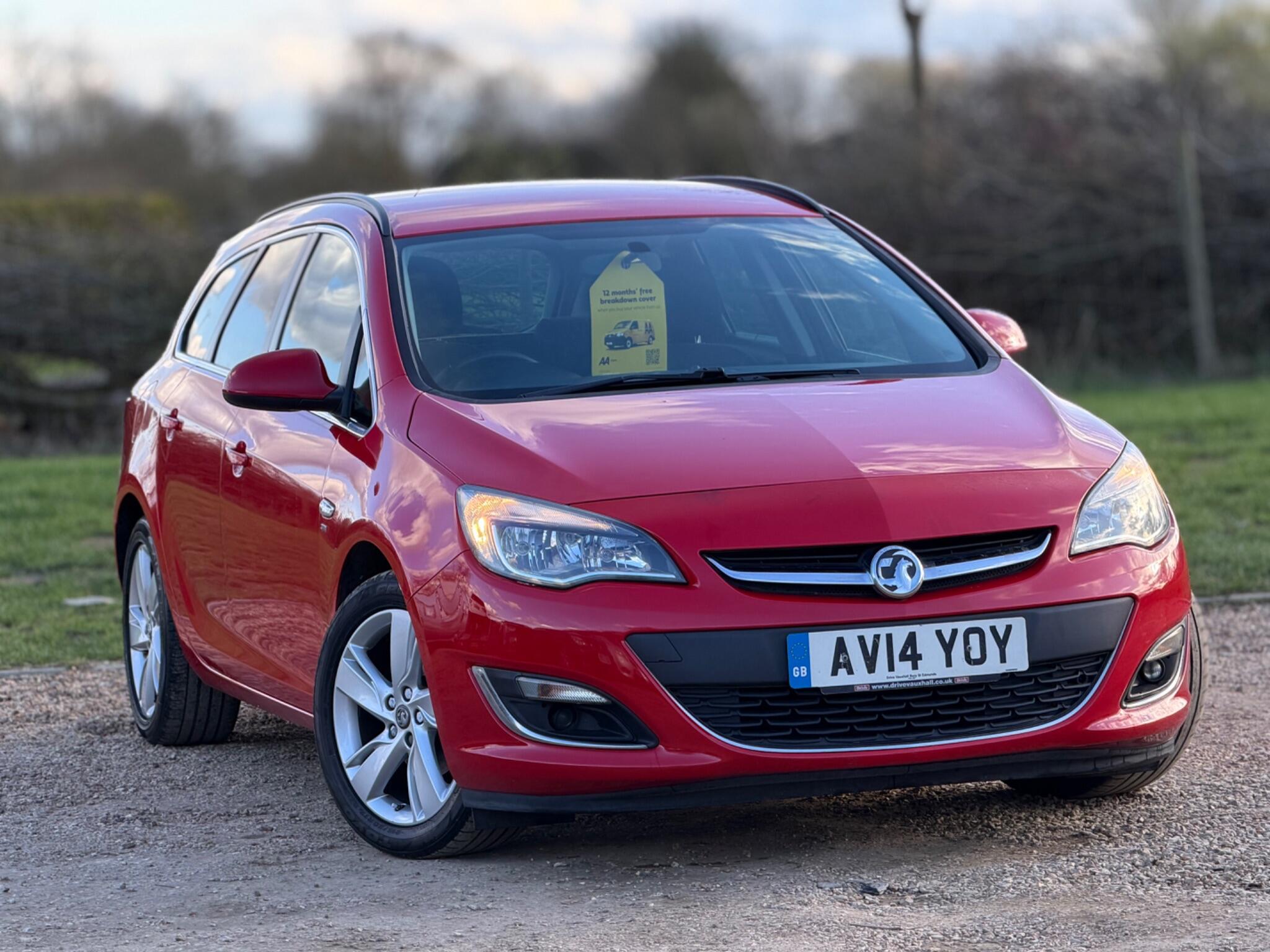 2014 Vauxhall Astra 1.6 16V SRi Sports Tourer Euro 5 5dr image 5