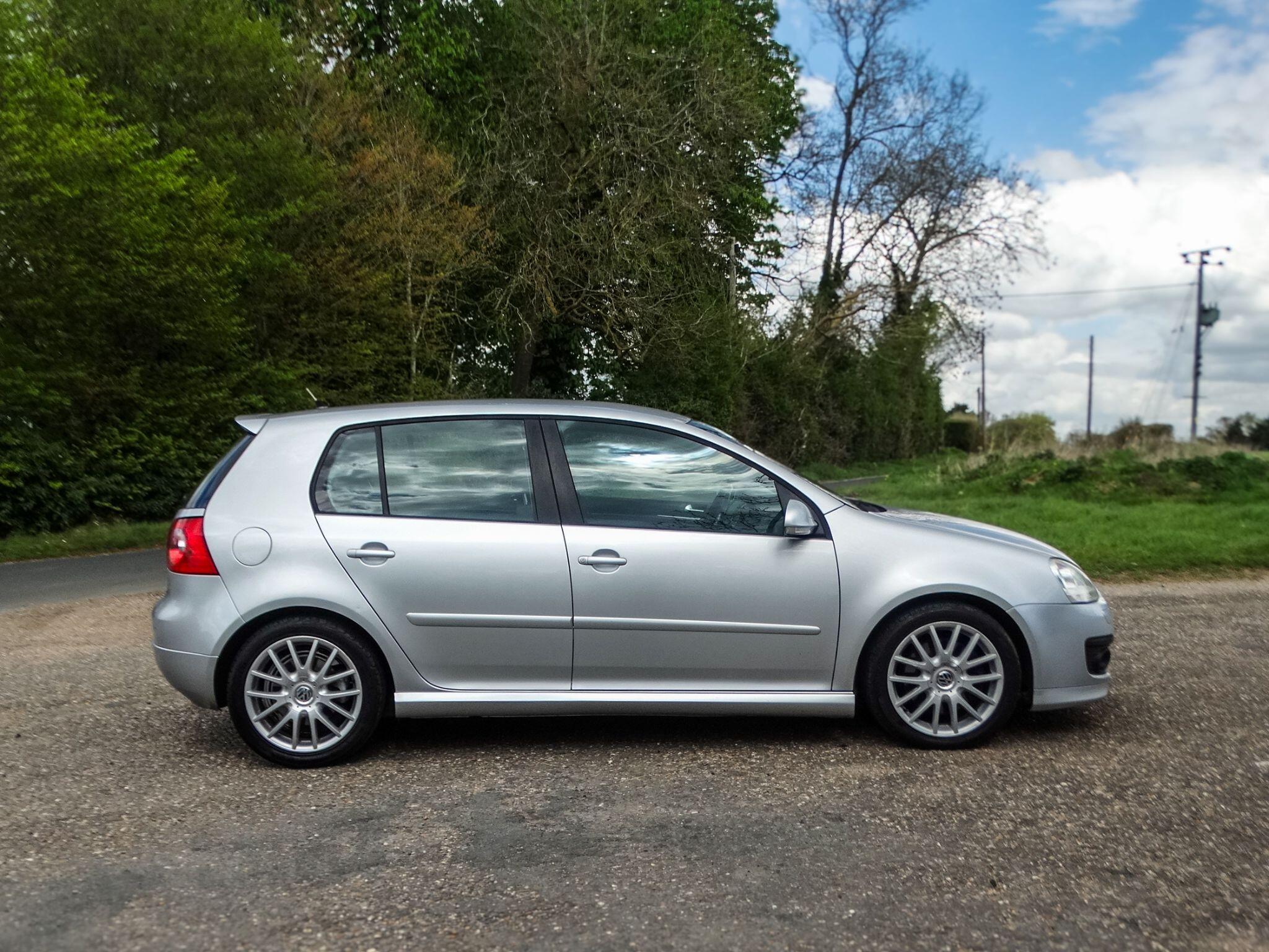 Volkswagen Golf view 12