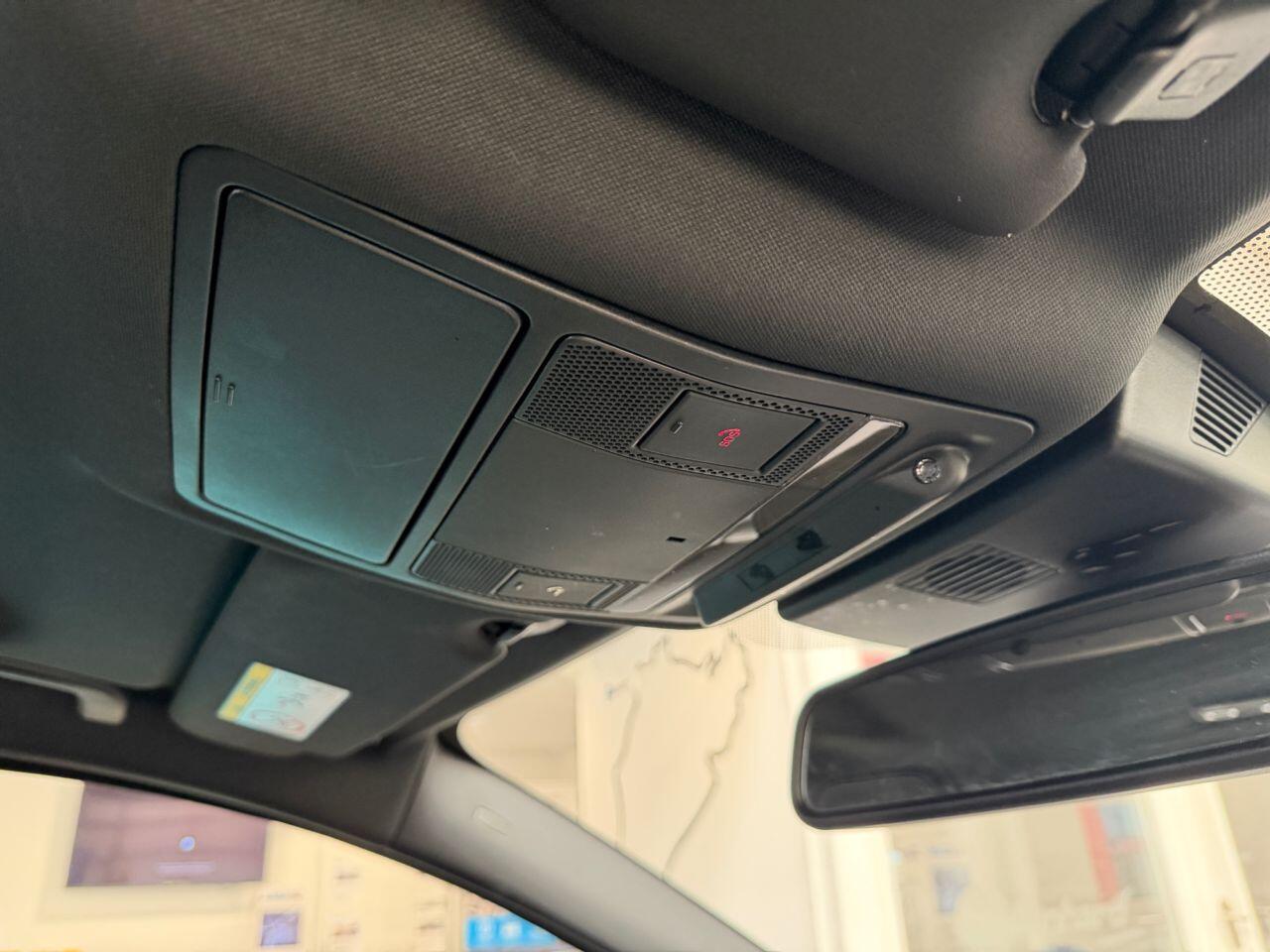 Jaguar Xe view 43