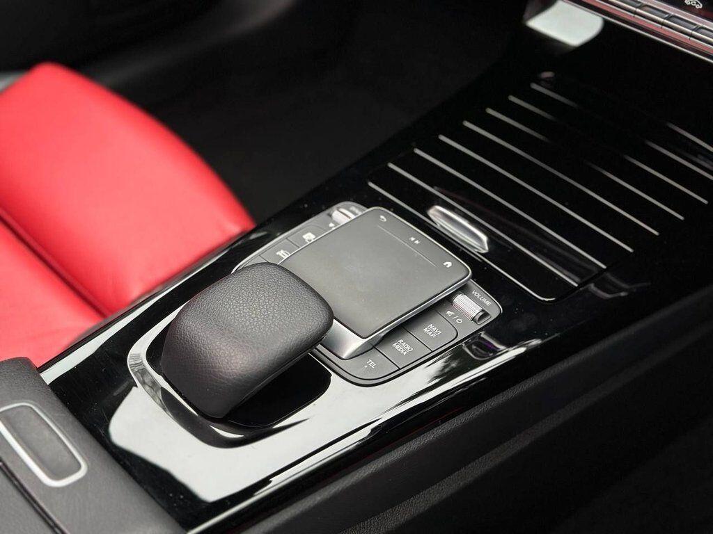 Mercedes-Benz Cla view 32