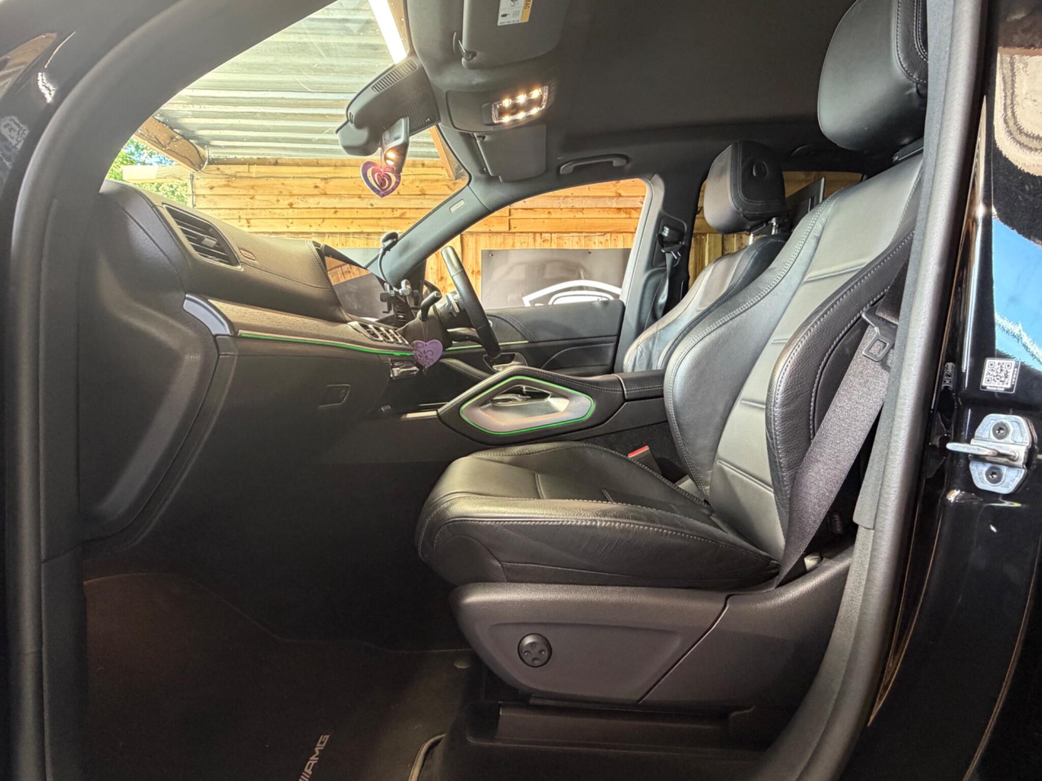 Mercedes-Benz Gle view 14