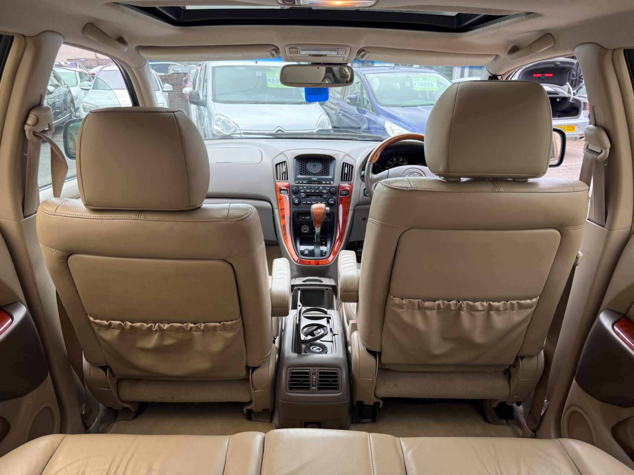 Lexus RX - Image 44