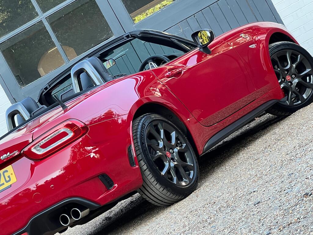 Abarth 124 Spider view 7