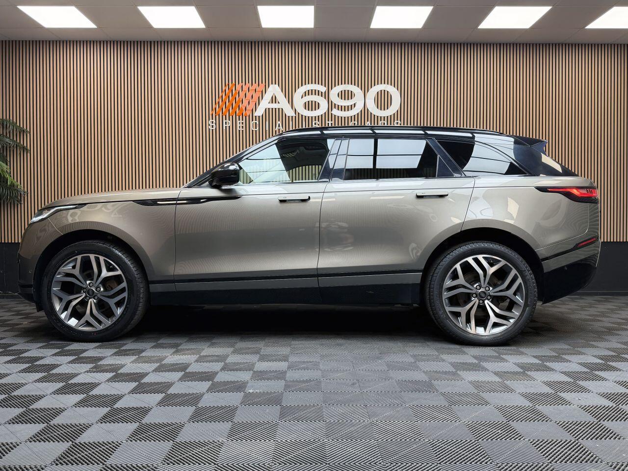 Land Rover Range Rover Velar view 4