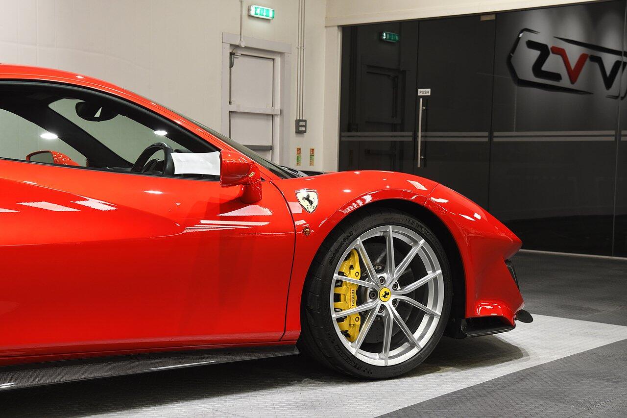 Ferrari 488 view 42