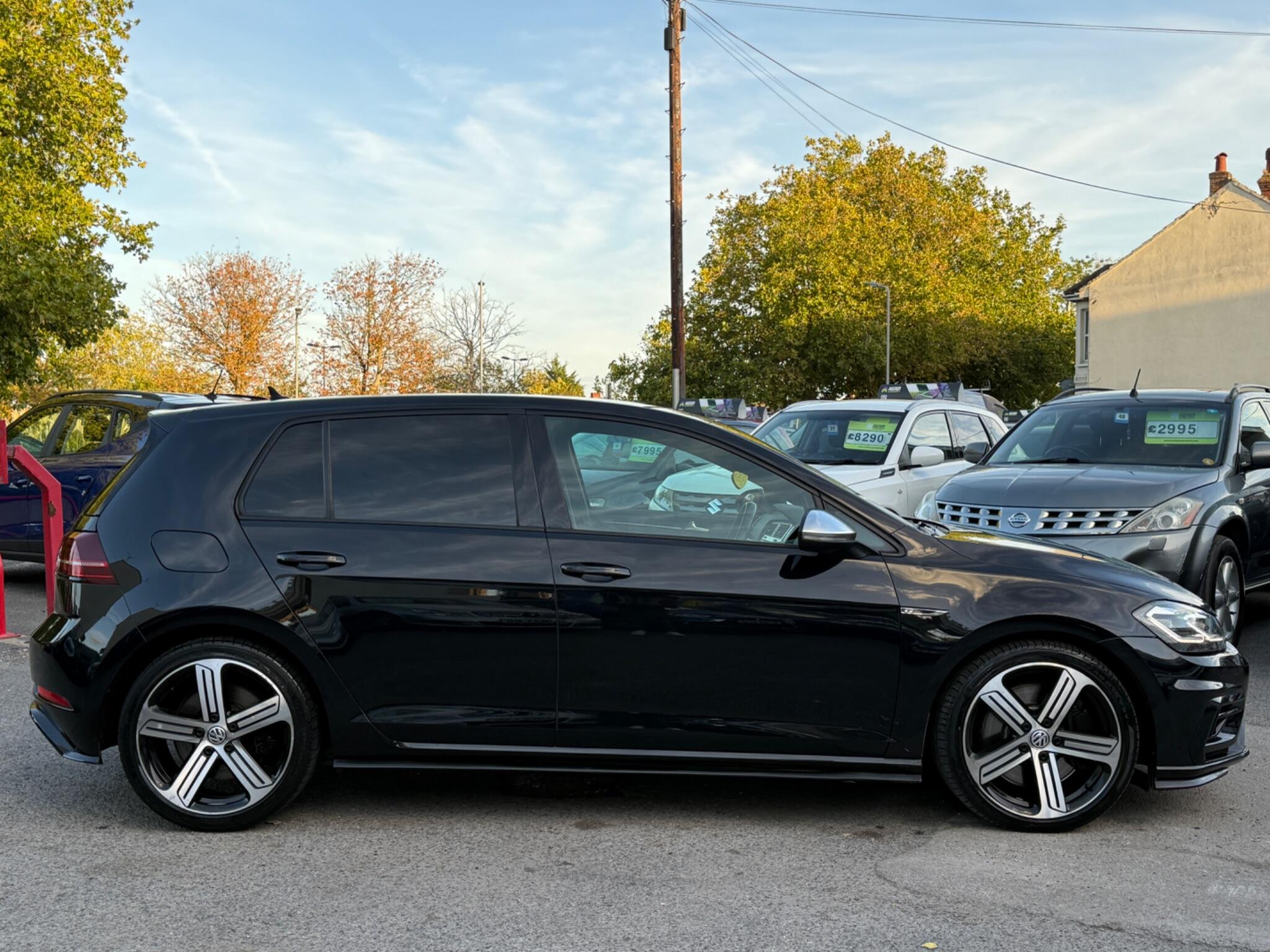 Volkswagen Golf - Image 19