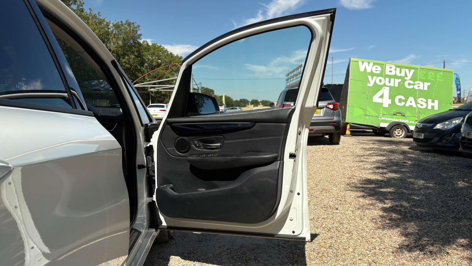 BMW 2 Series view 52